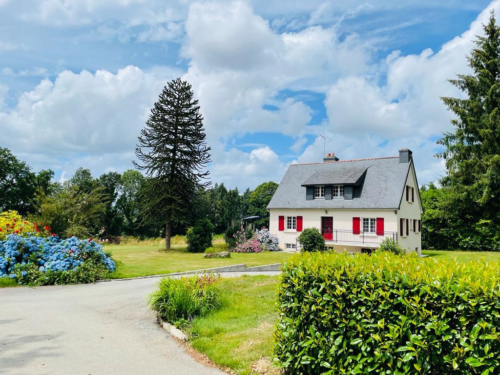 Maison nature à Plouguernevel
