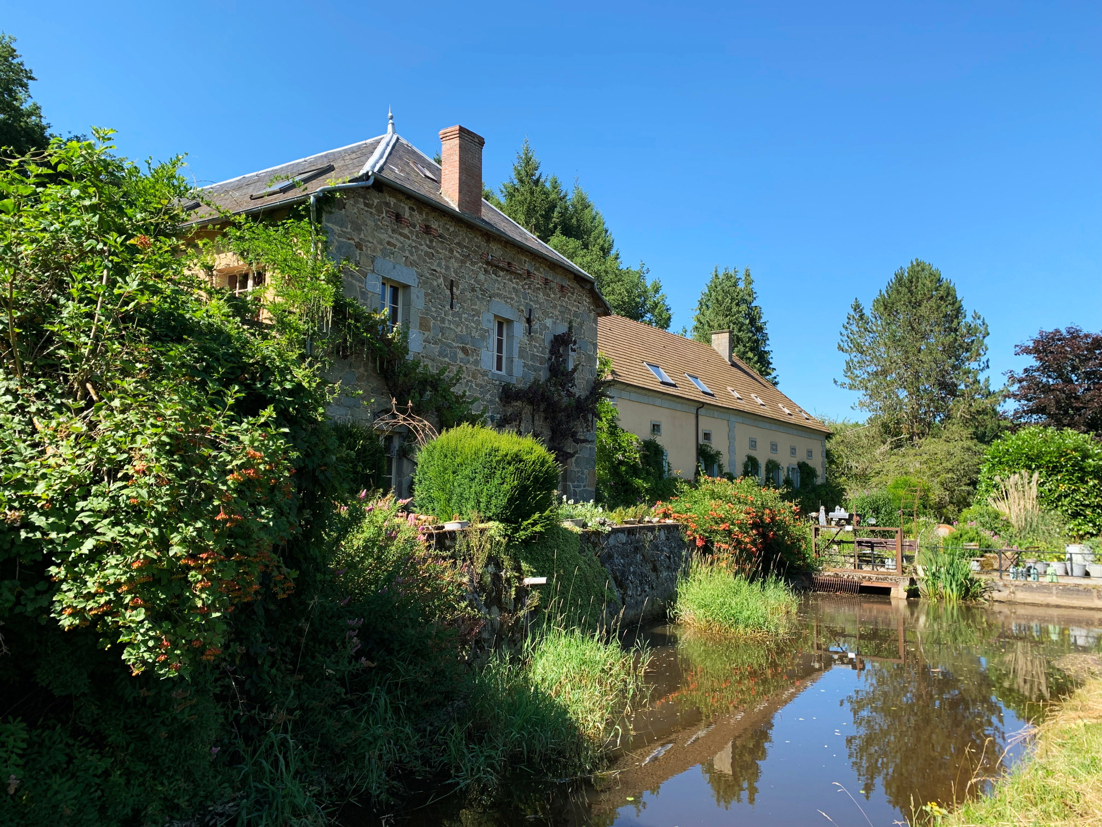 Casa nella natura a Saint Silvain-Bellegarde