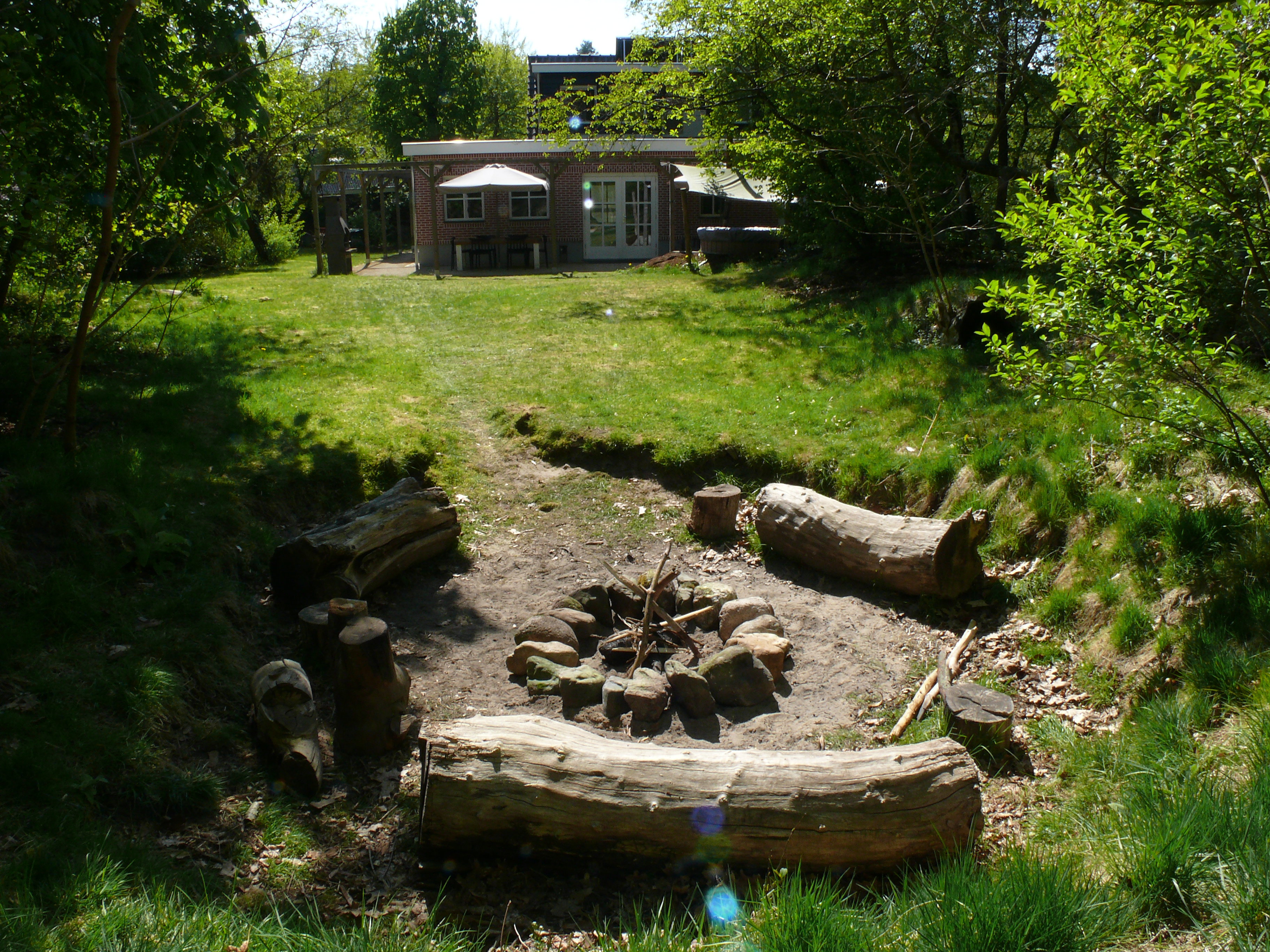 - image: 15