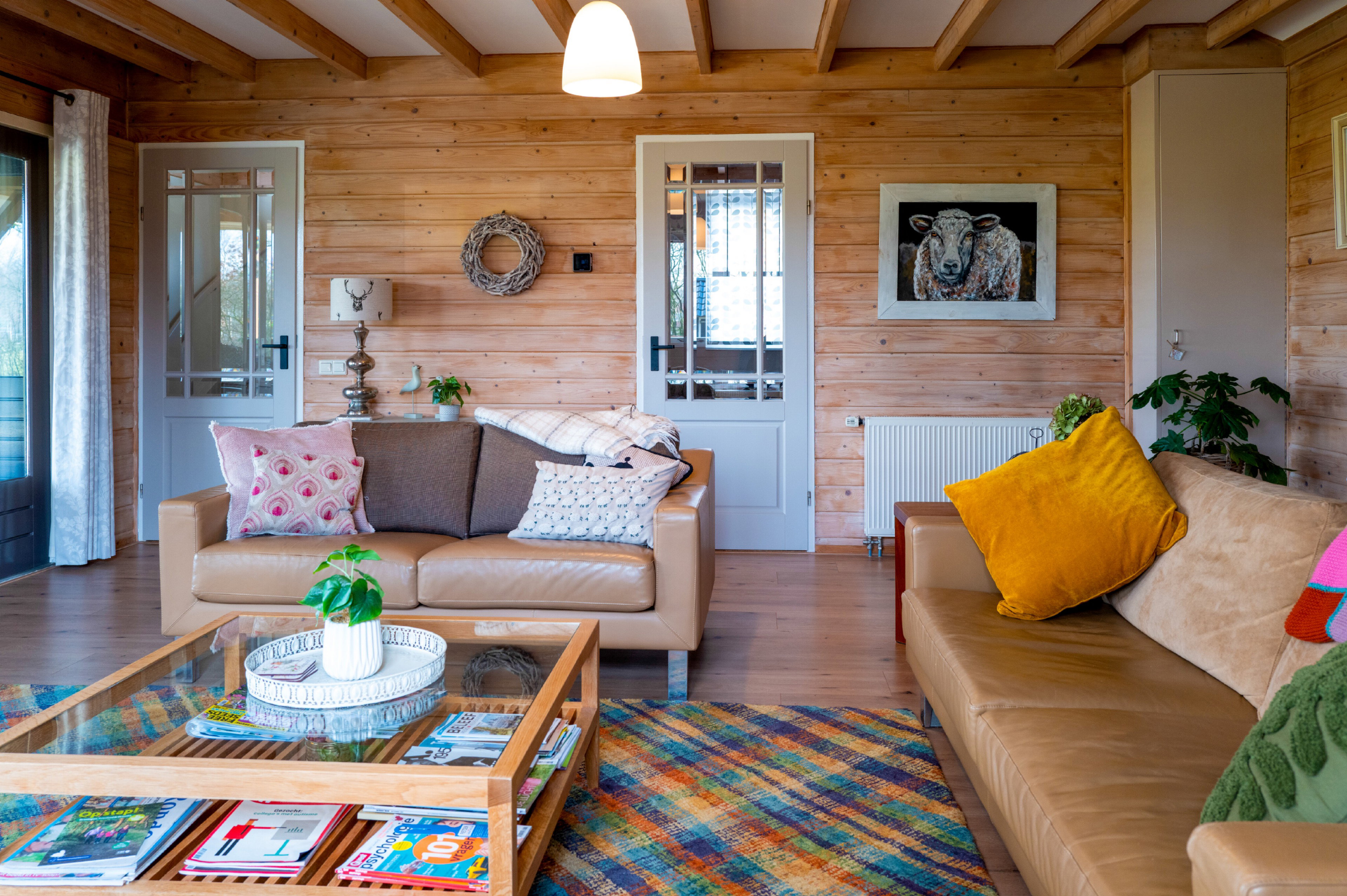 Casa nella natura a Tjalleberd