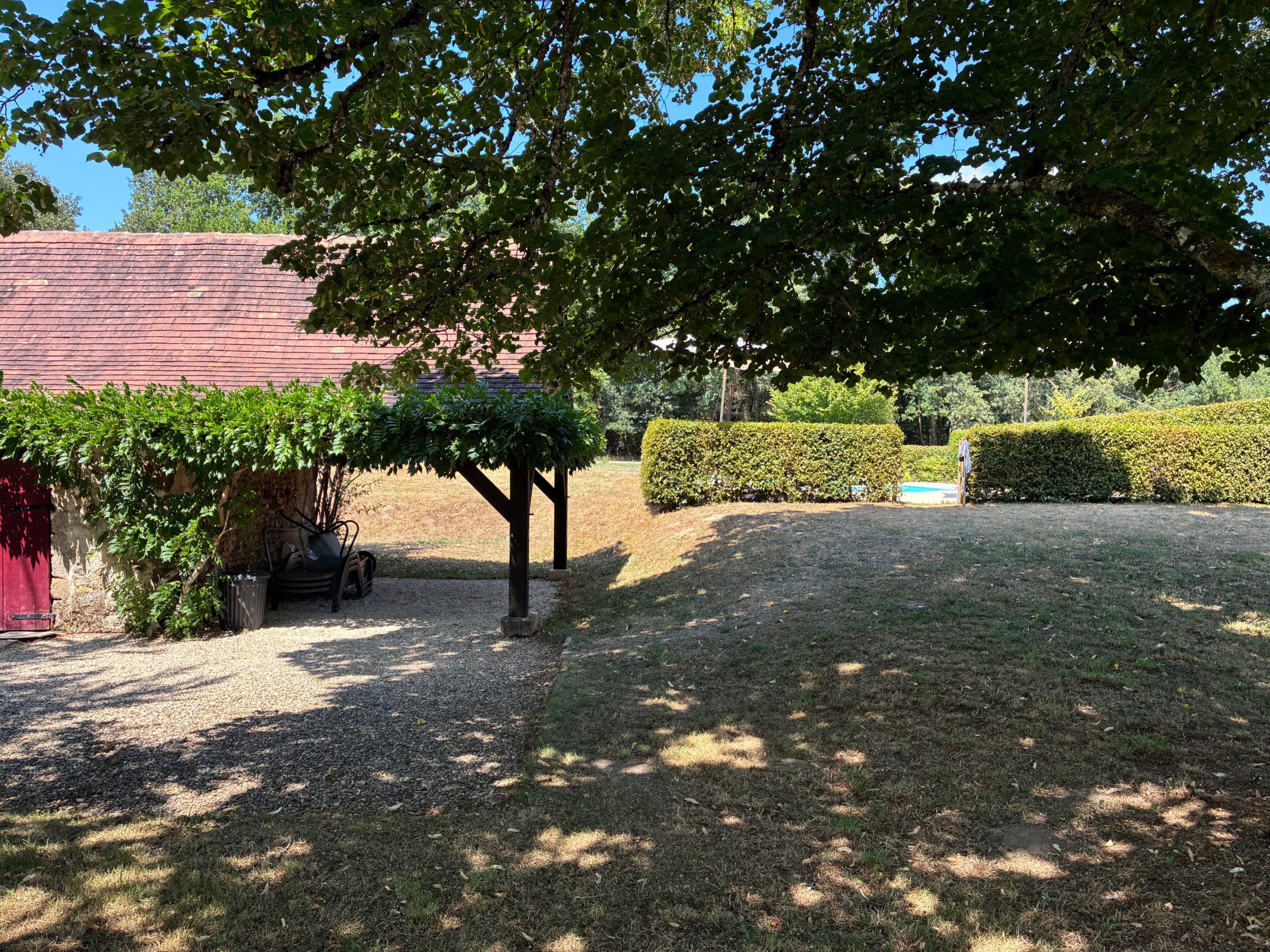 Casa nella natura a Rouffignac Saint Cernin de Reilhac