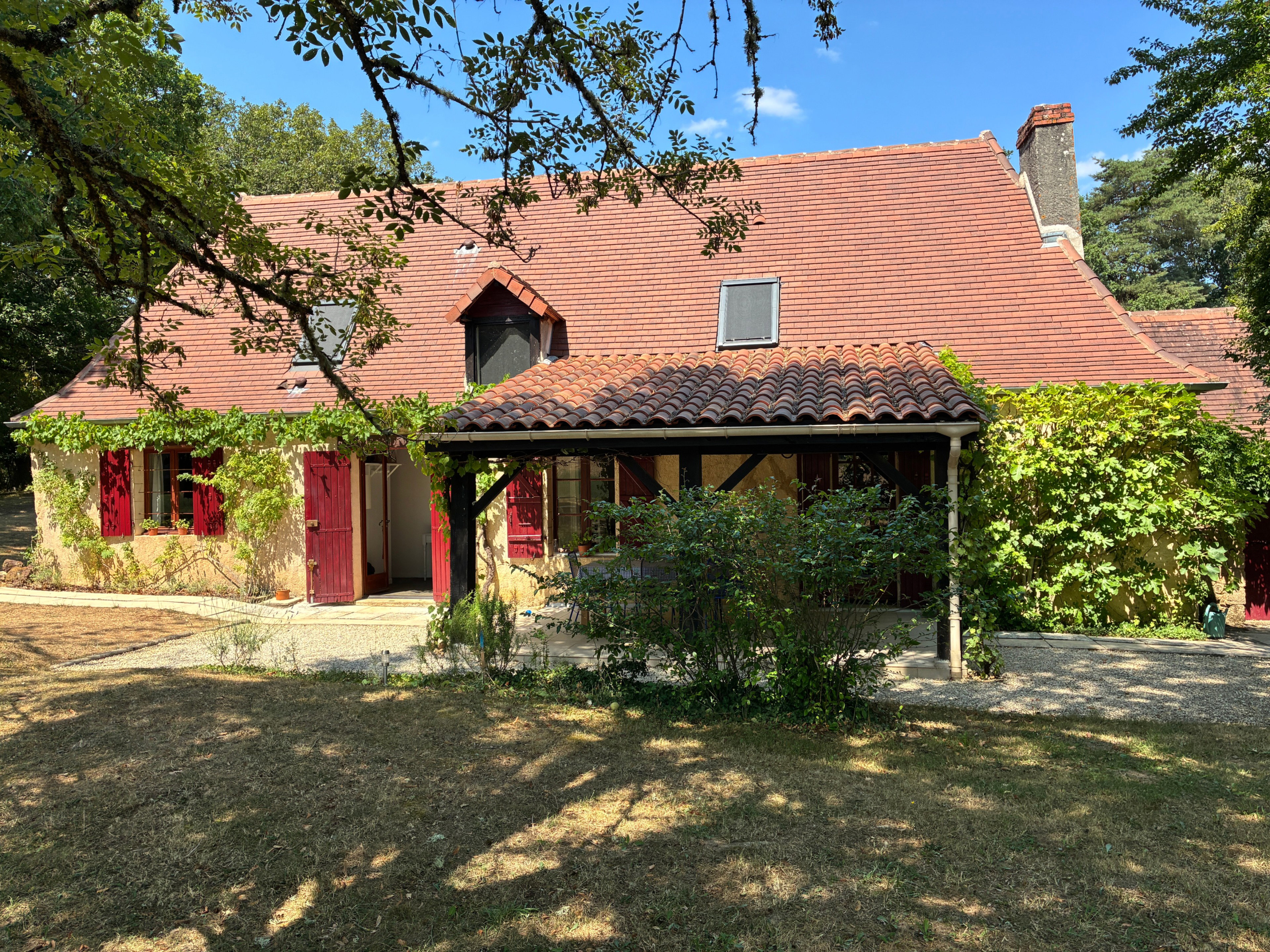 Casa nella natura a Rouffignac Saint Cernin de Reilhac