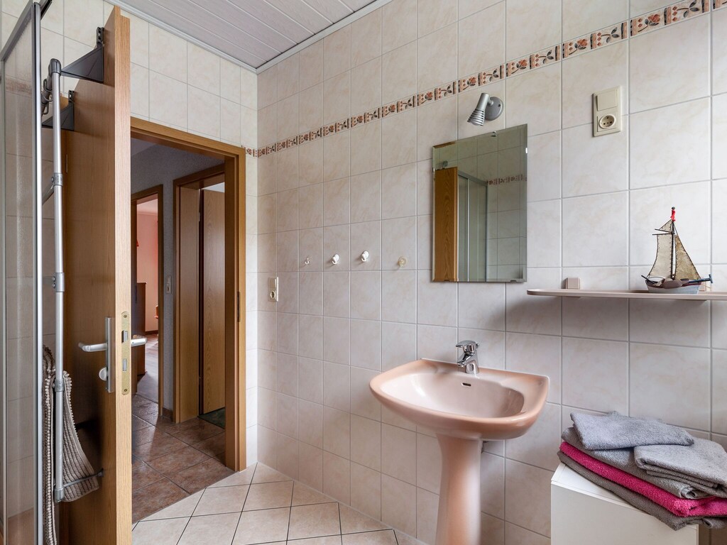 - image: 19