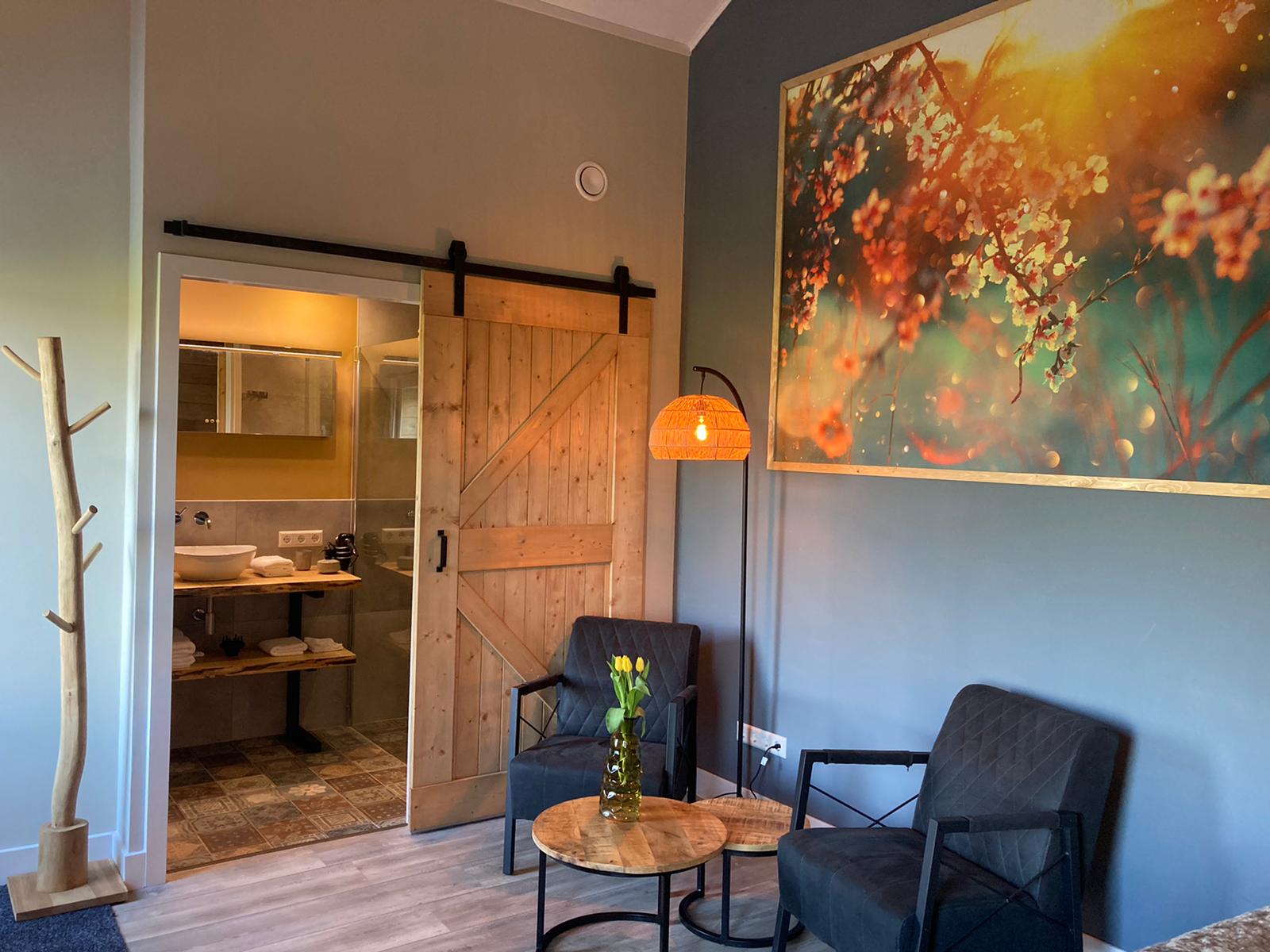 - image: 14