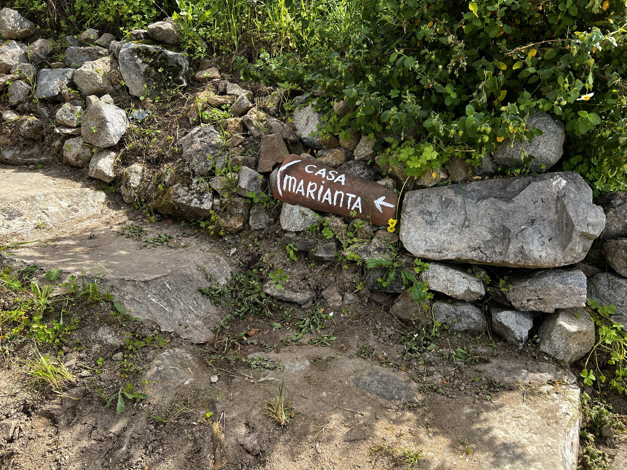 Naturhäuschen in Alferce