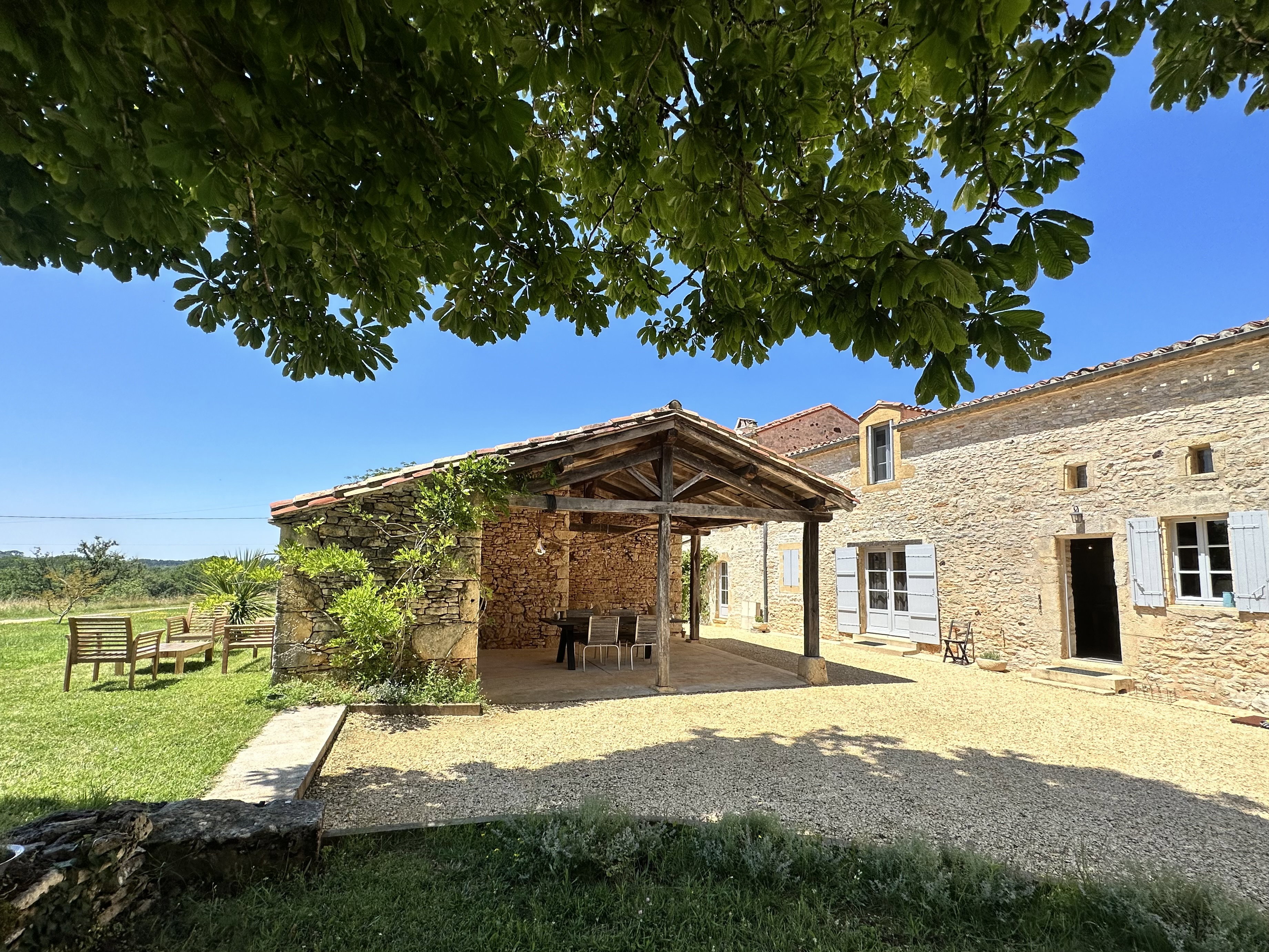 Maison nature à Blanquefort sur Briolance
