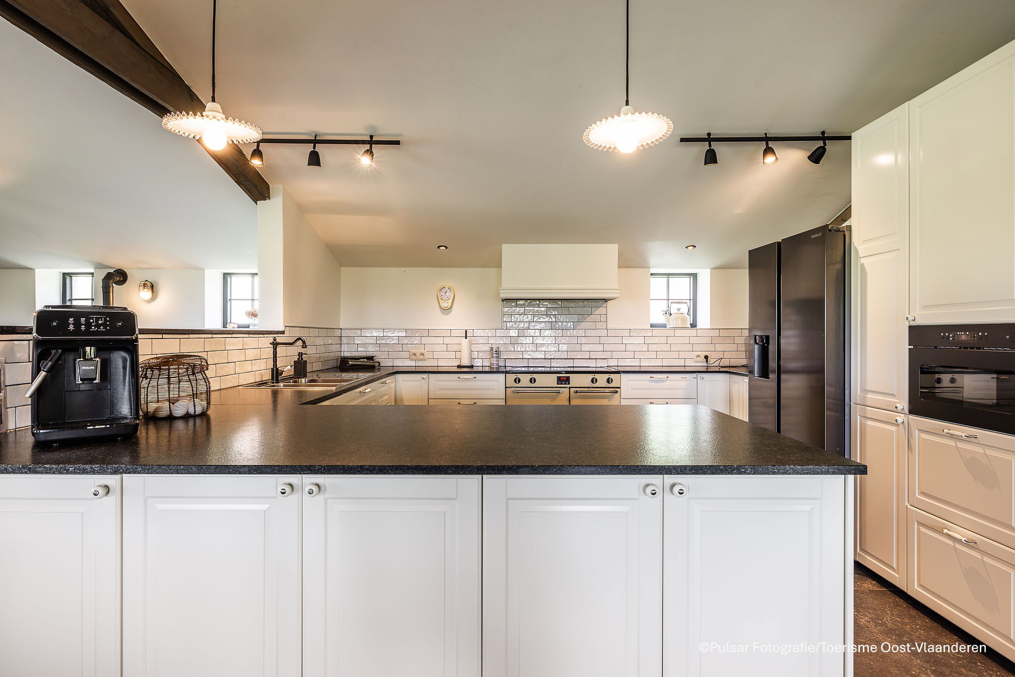 - image: 11