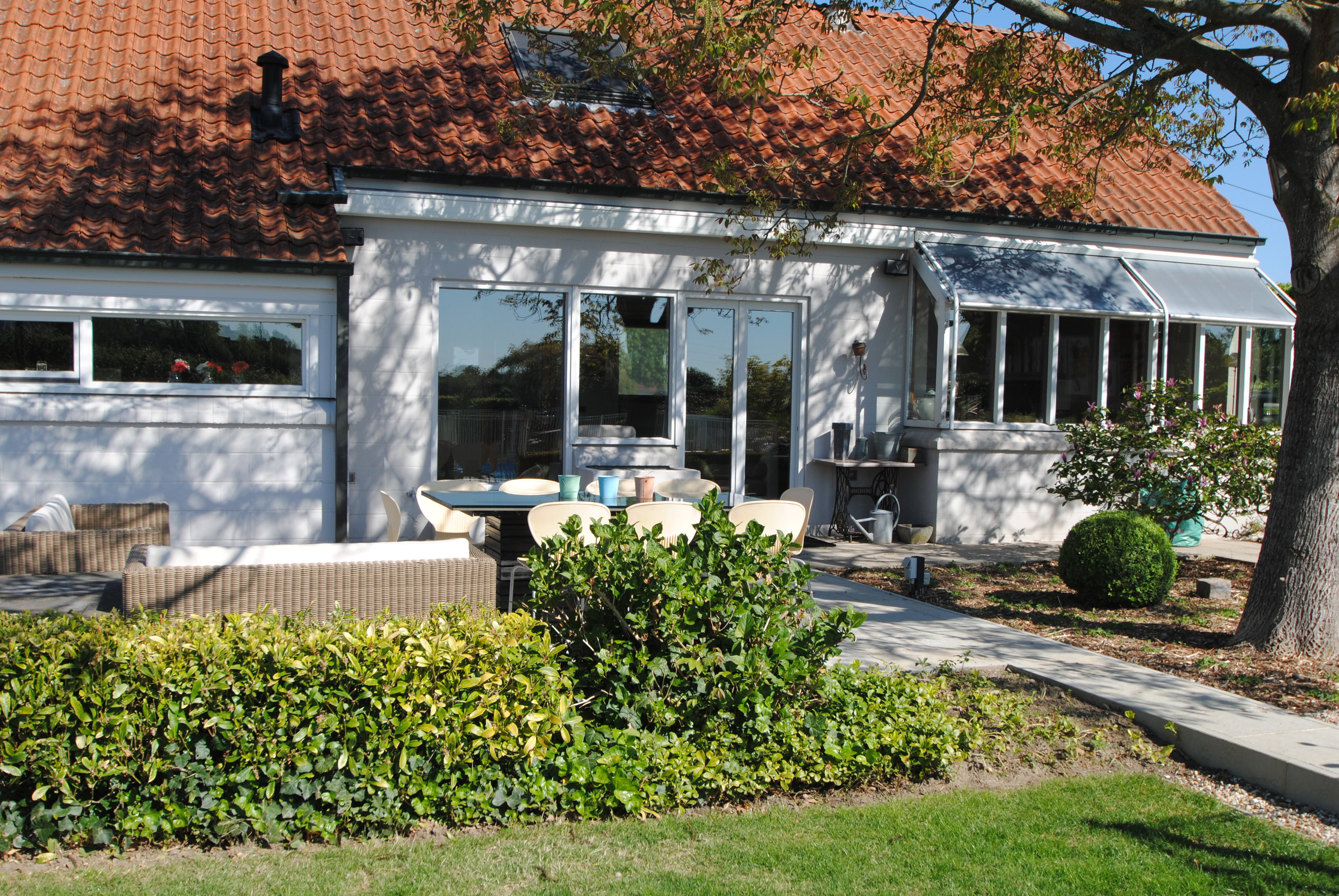- image: 26