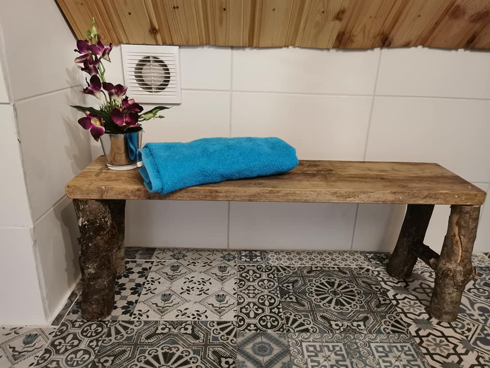 - image: 24