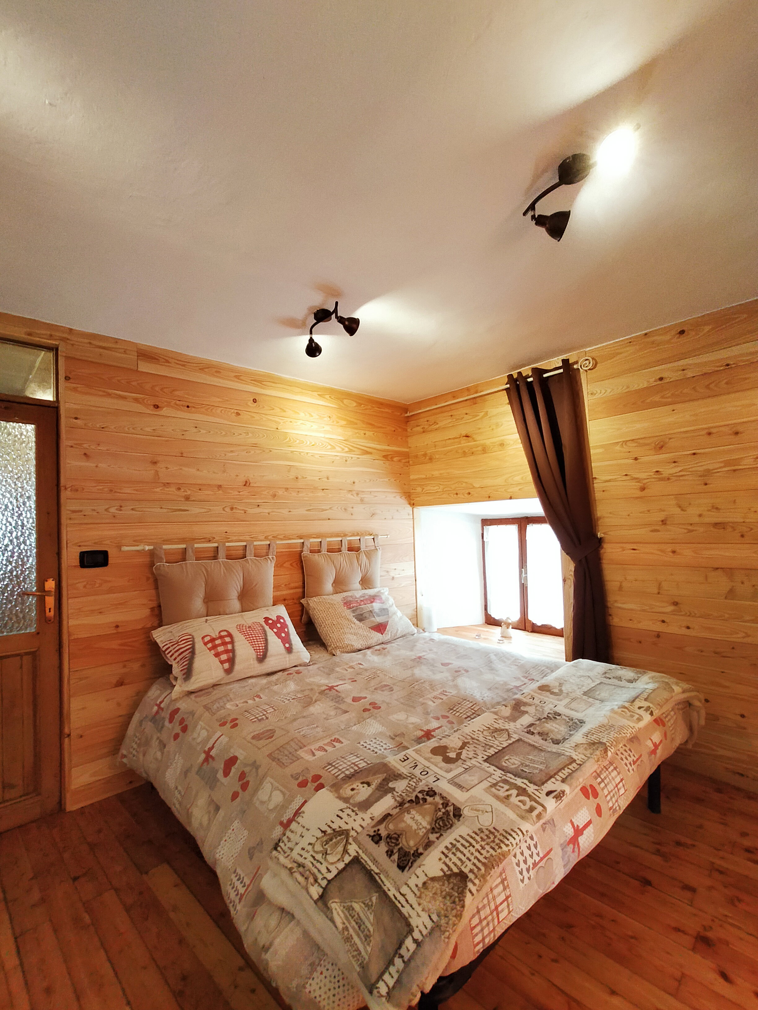 Nature house in Ala di stura