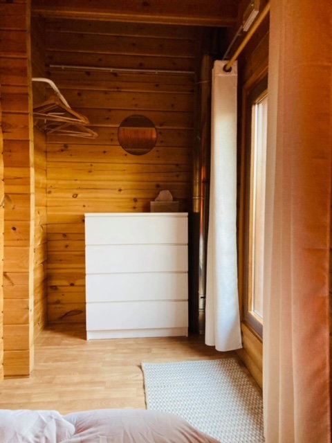 - image: 25