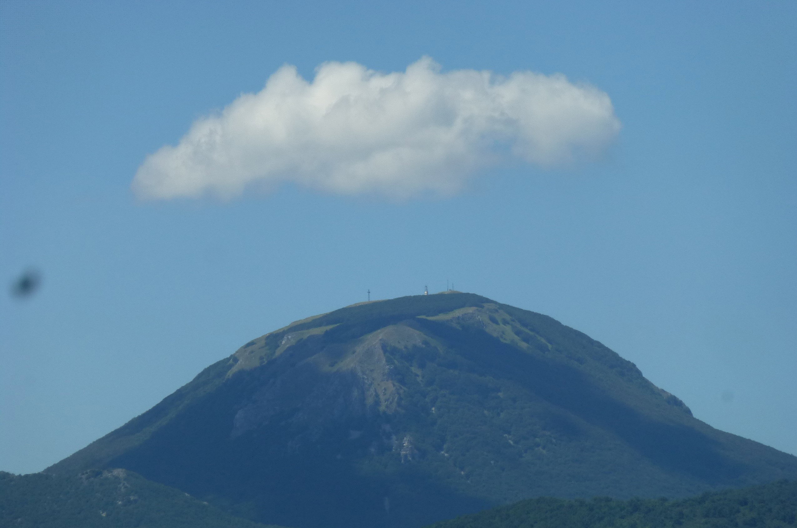 - image: 22