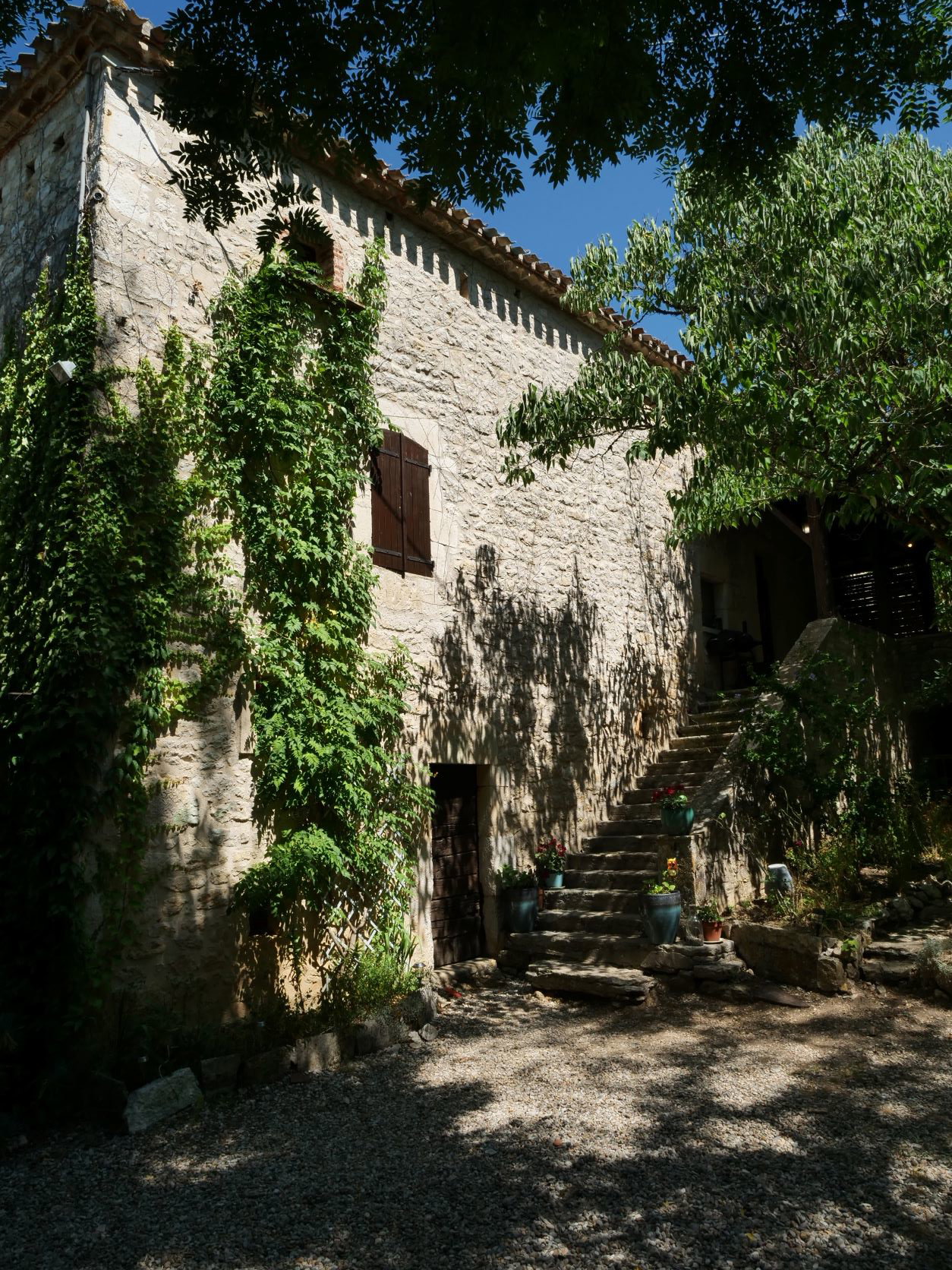Nature house in Serignac