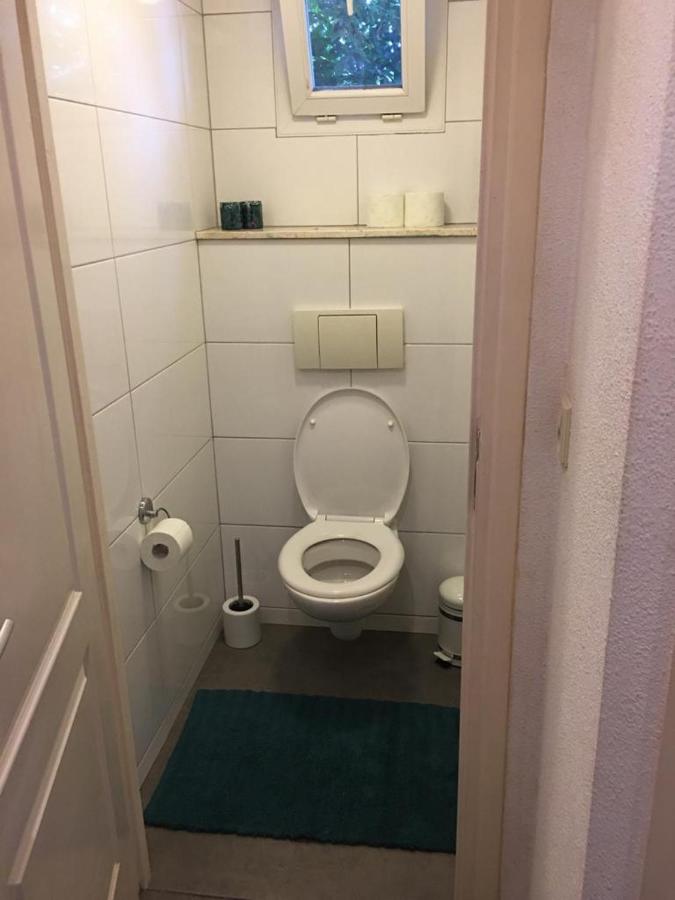 - image: 21