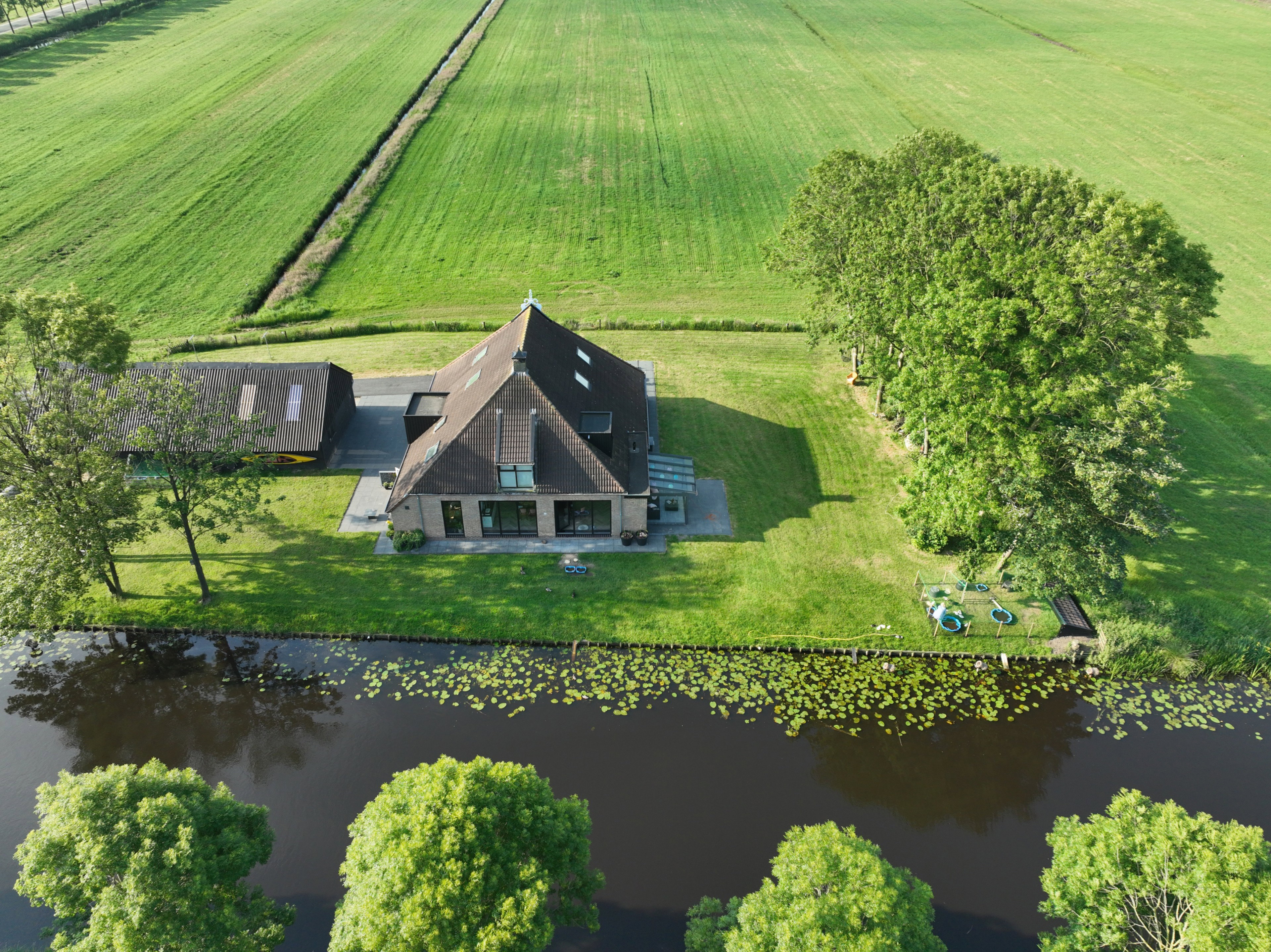 Naturhäuschen in Vegelinsoord