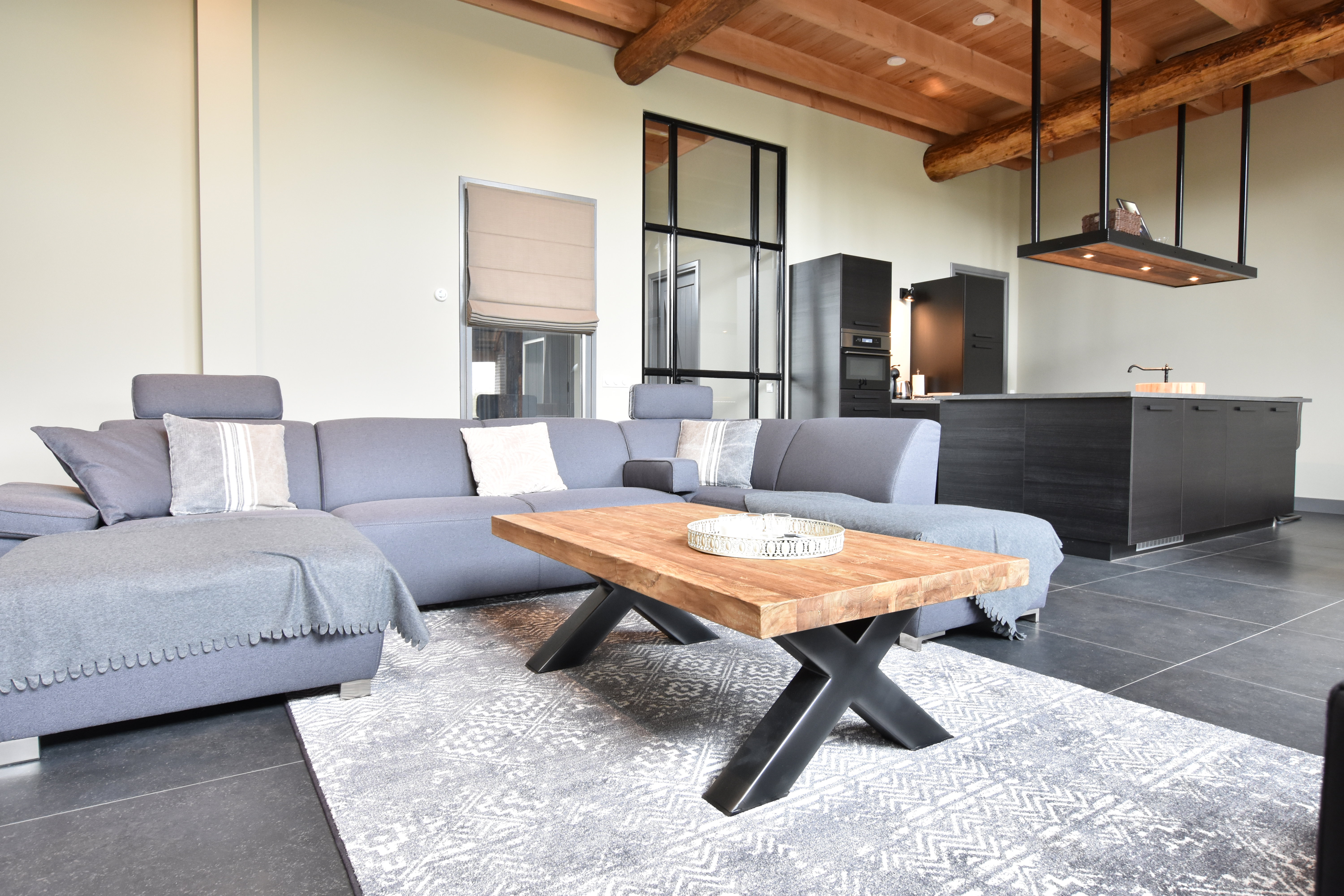 - image: 6
