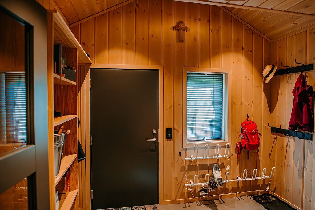 - image: 47