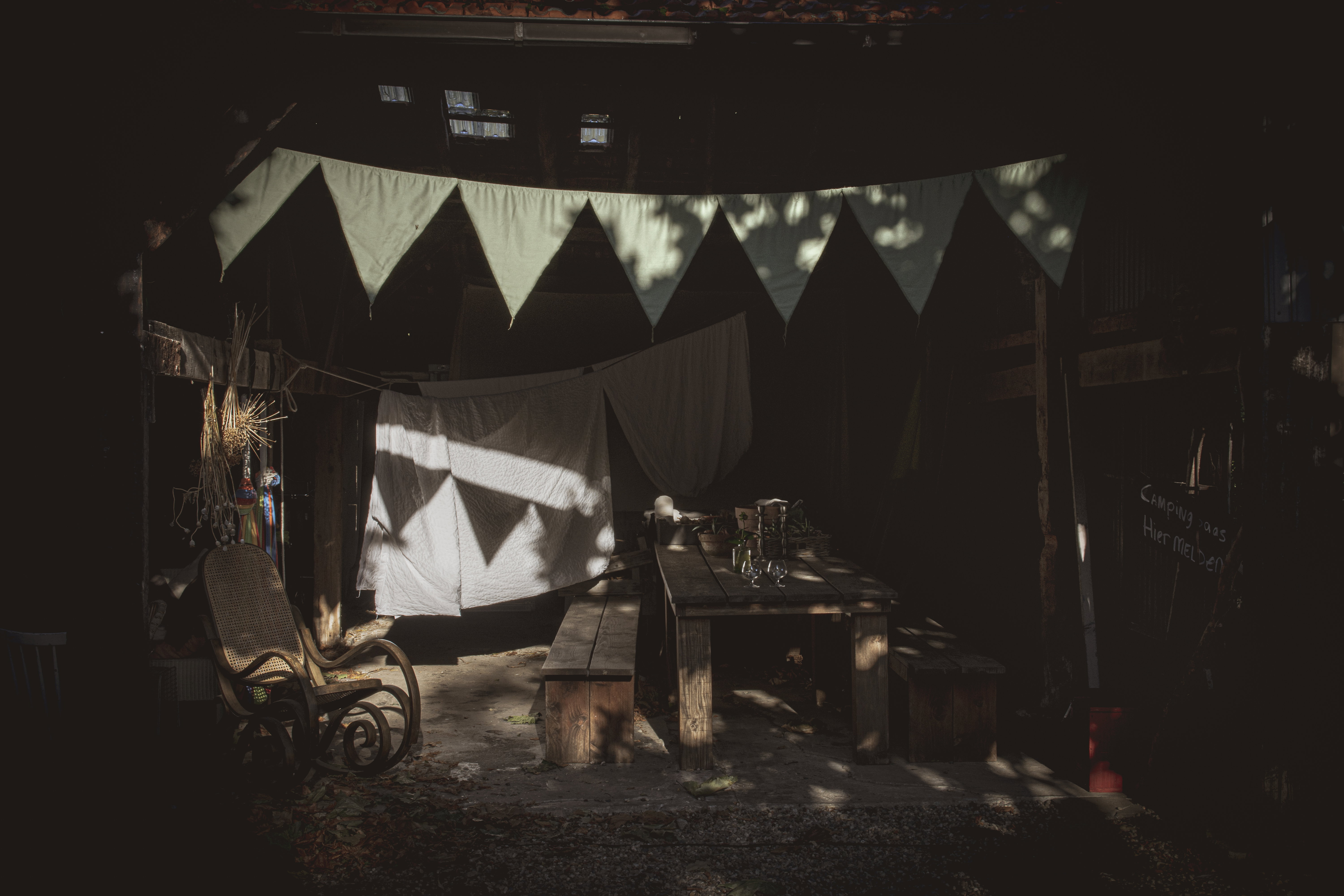 - image: 14