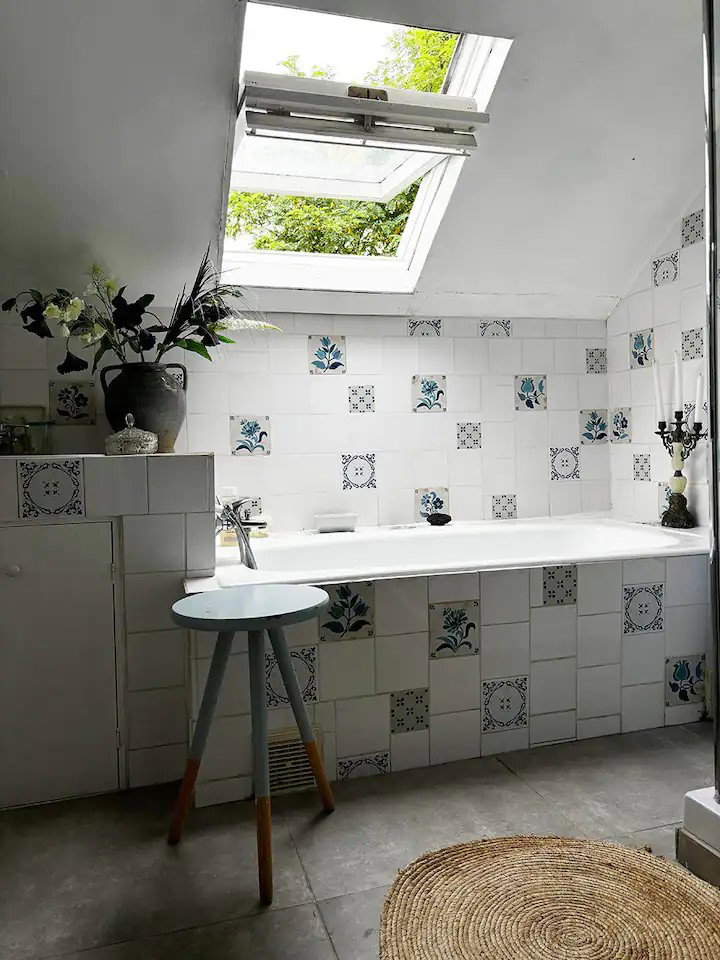 - image: 20