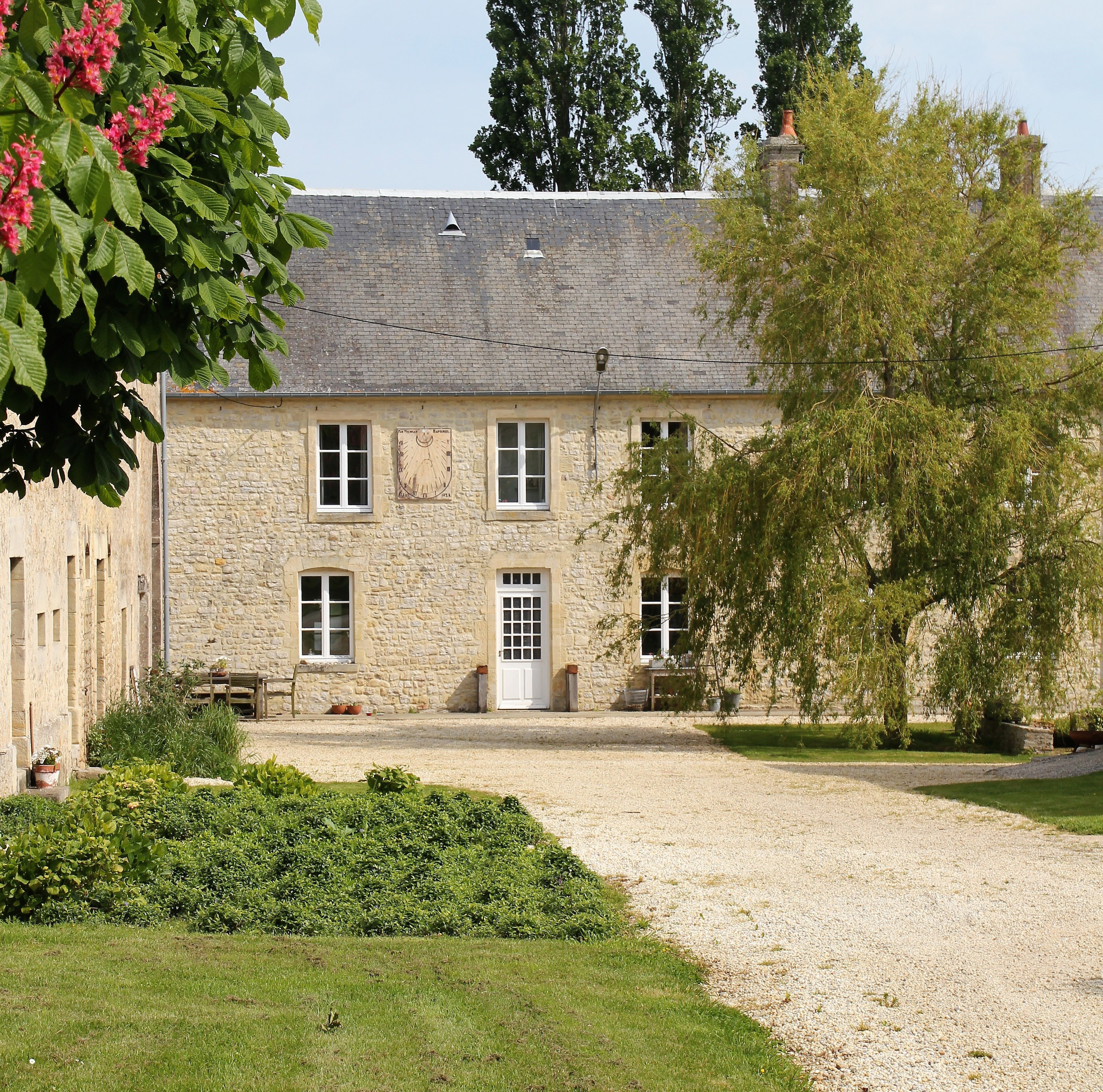 - image: 25