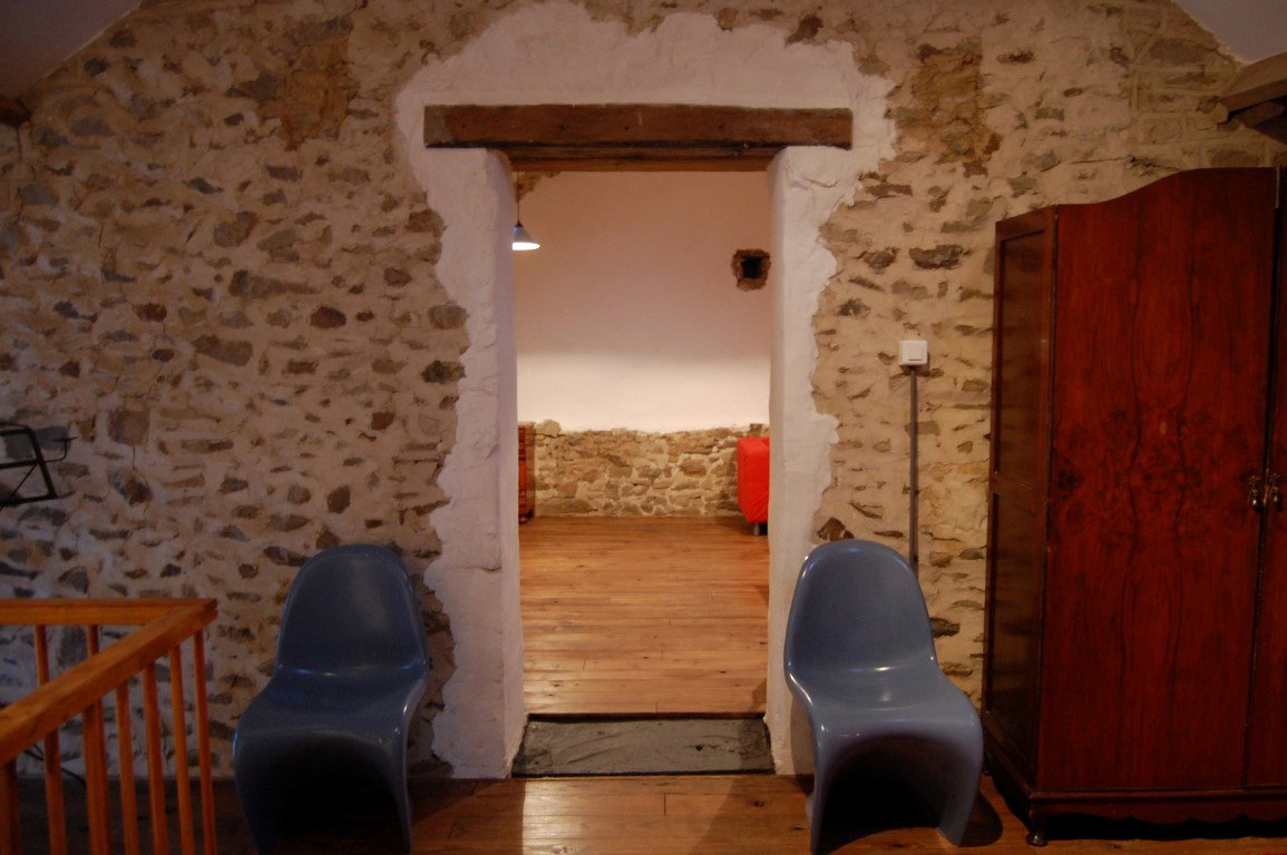 - image: 26