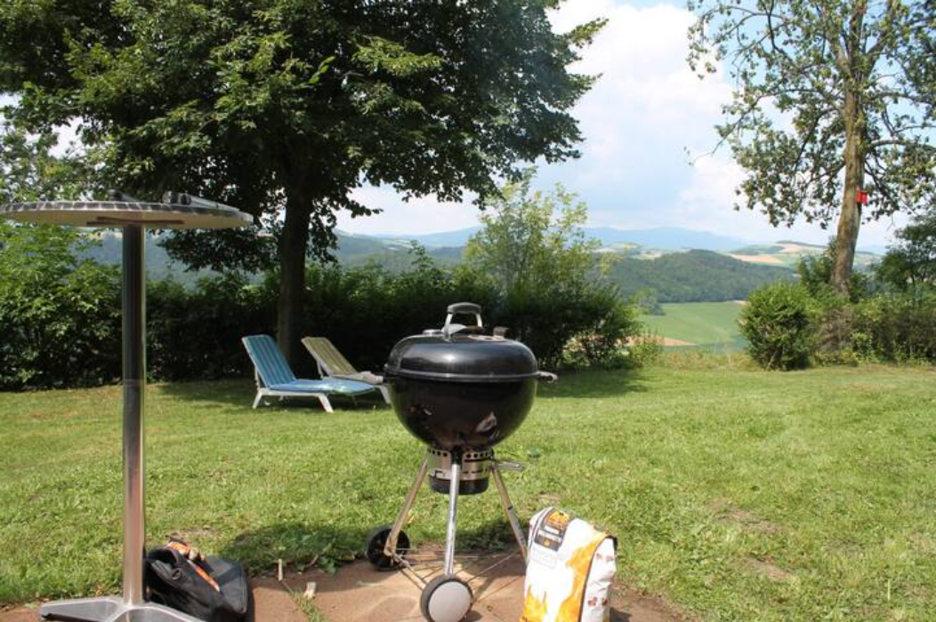 Naturhäuschen in Hochneukirchen