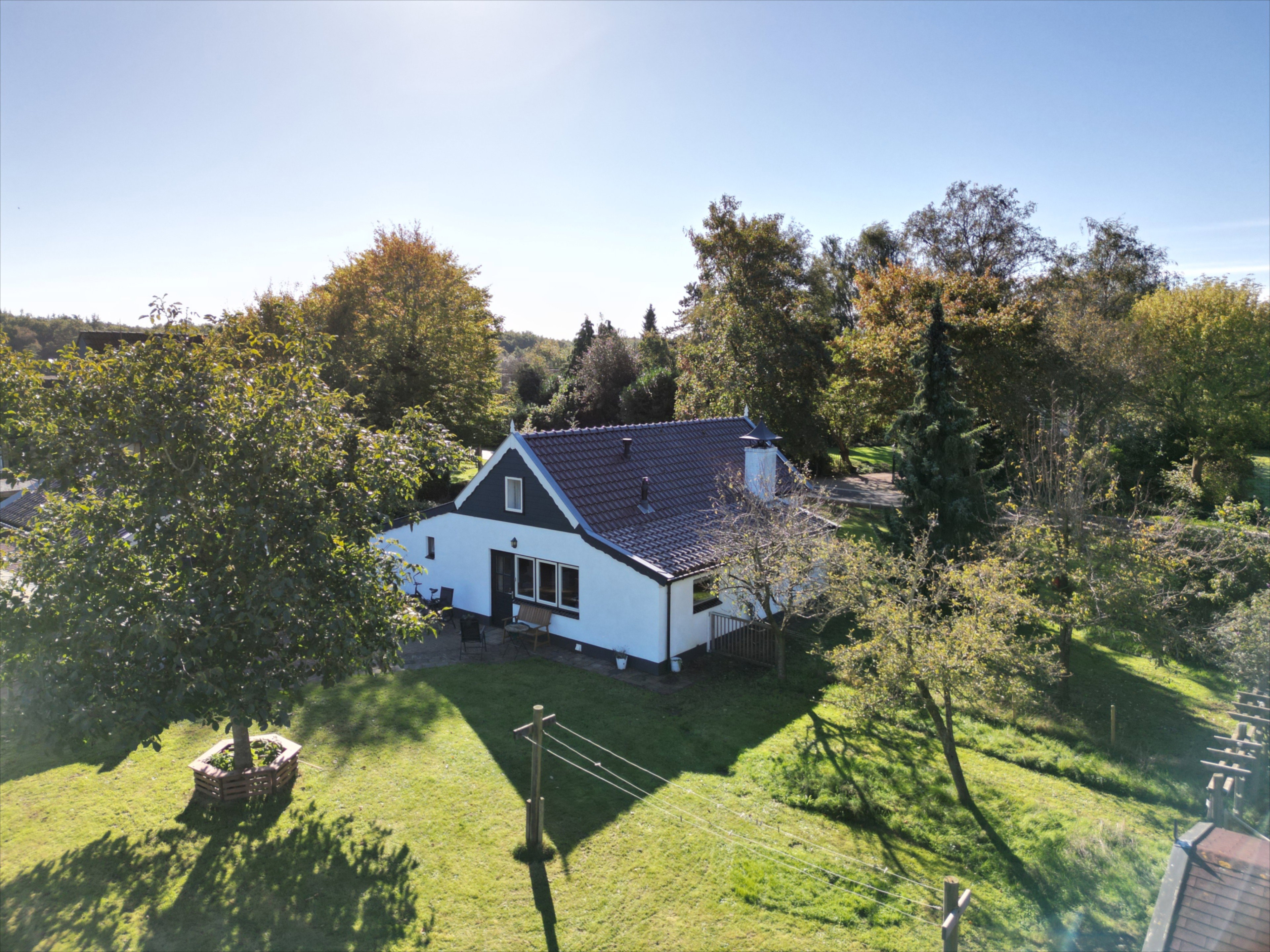 Naturhäuschen in Nijemirdum