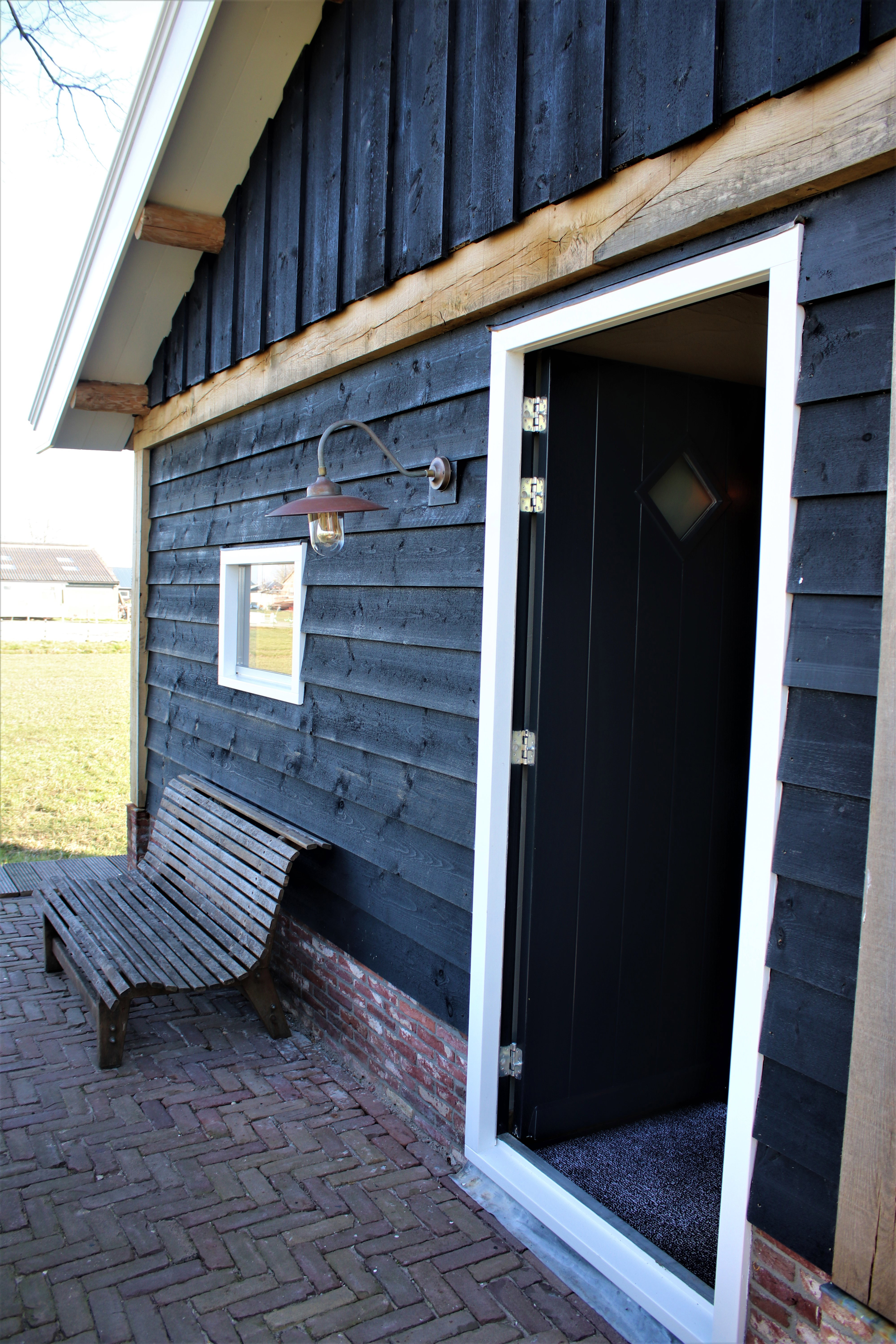 - image: 10
