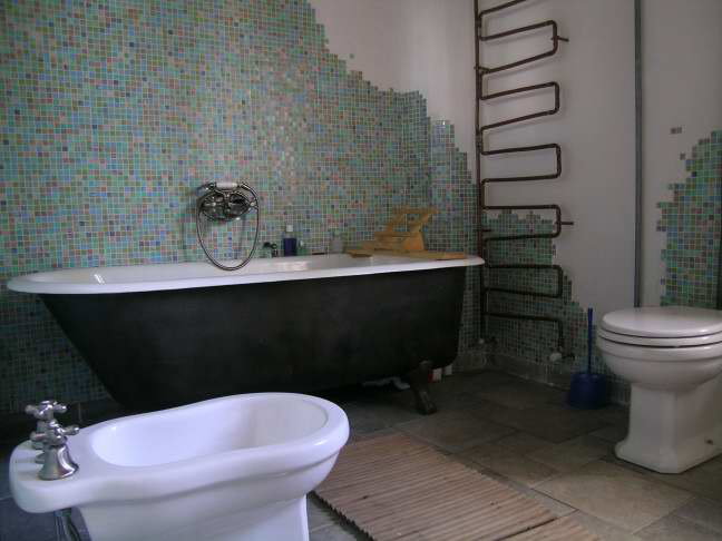 - image: 11