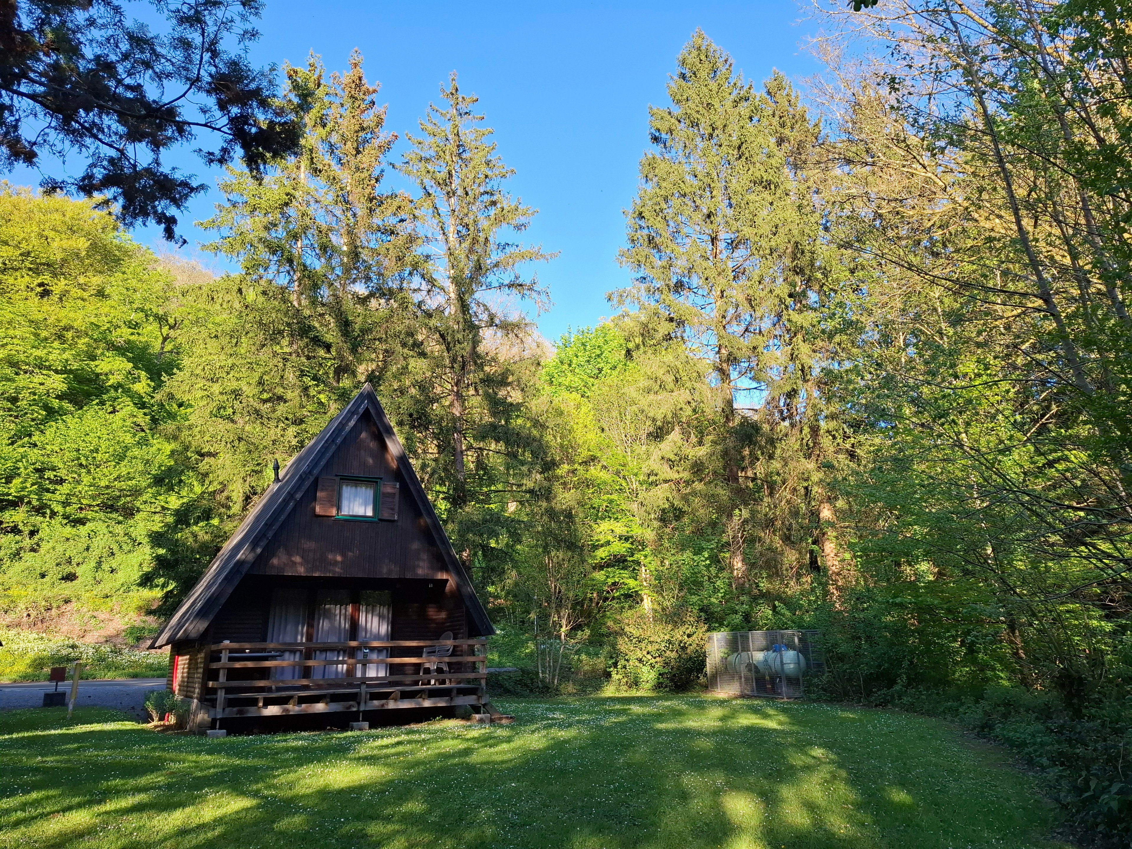 Casa nella natura a Bohan