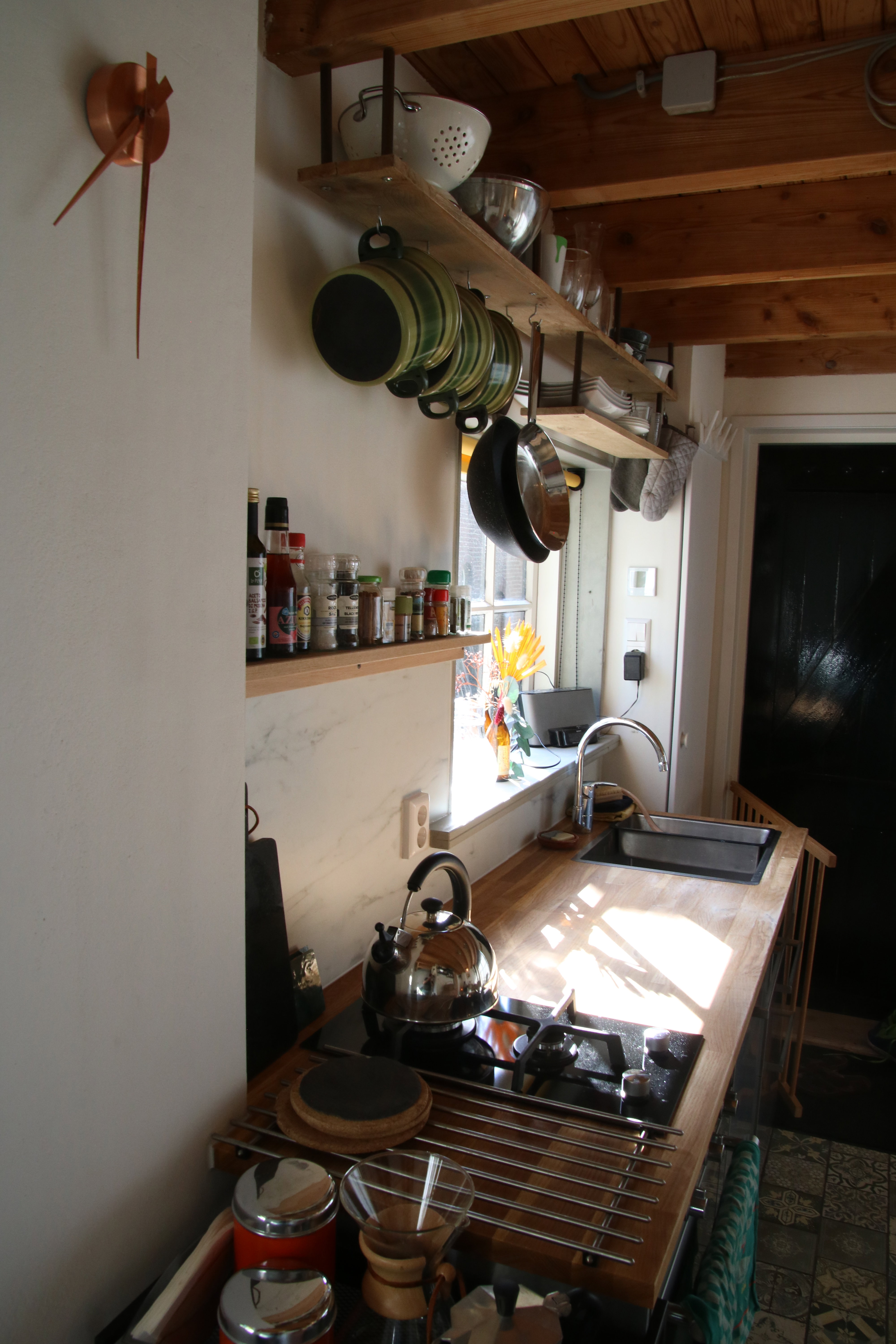 - image: 10