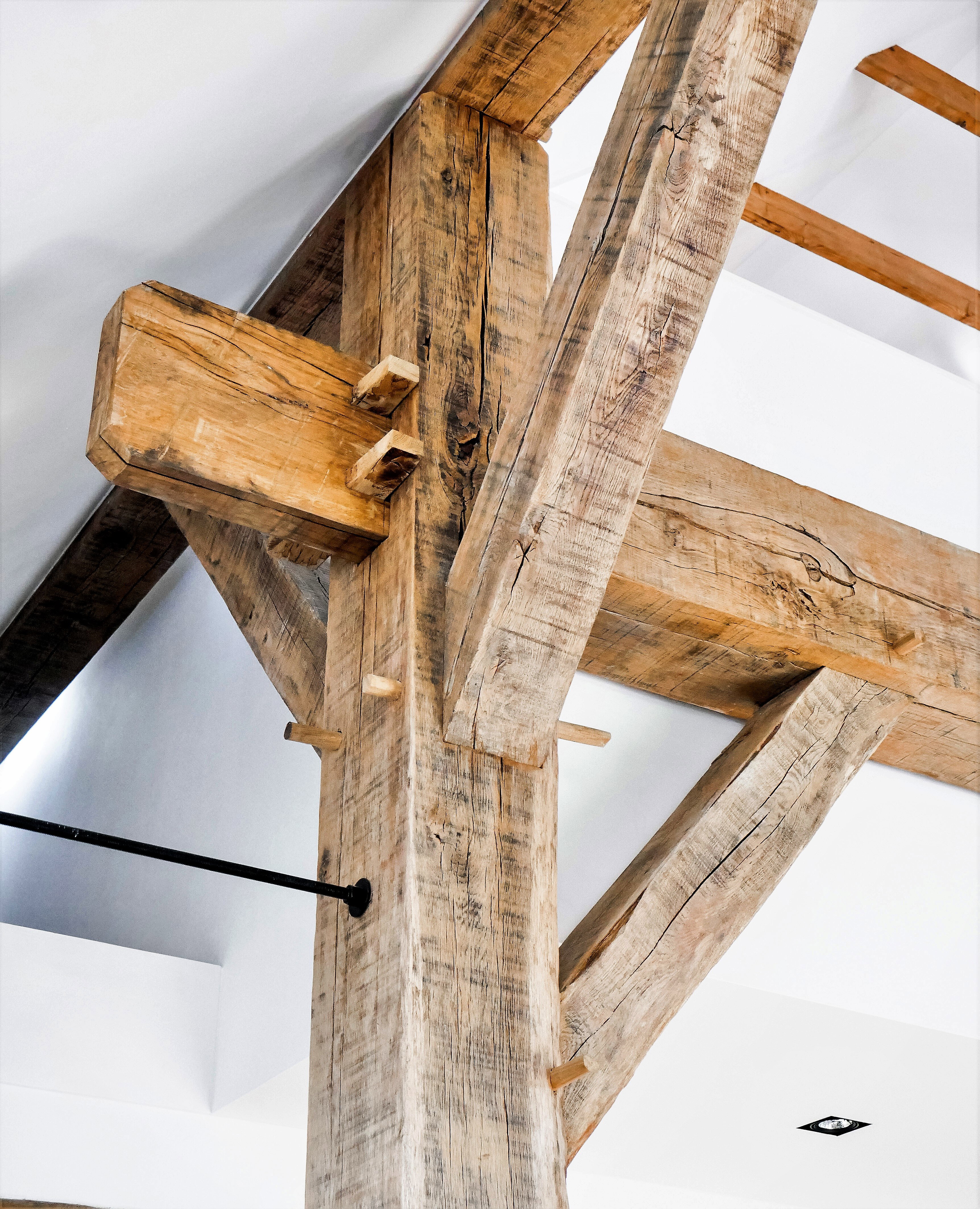 - image: 9