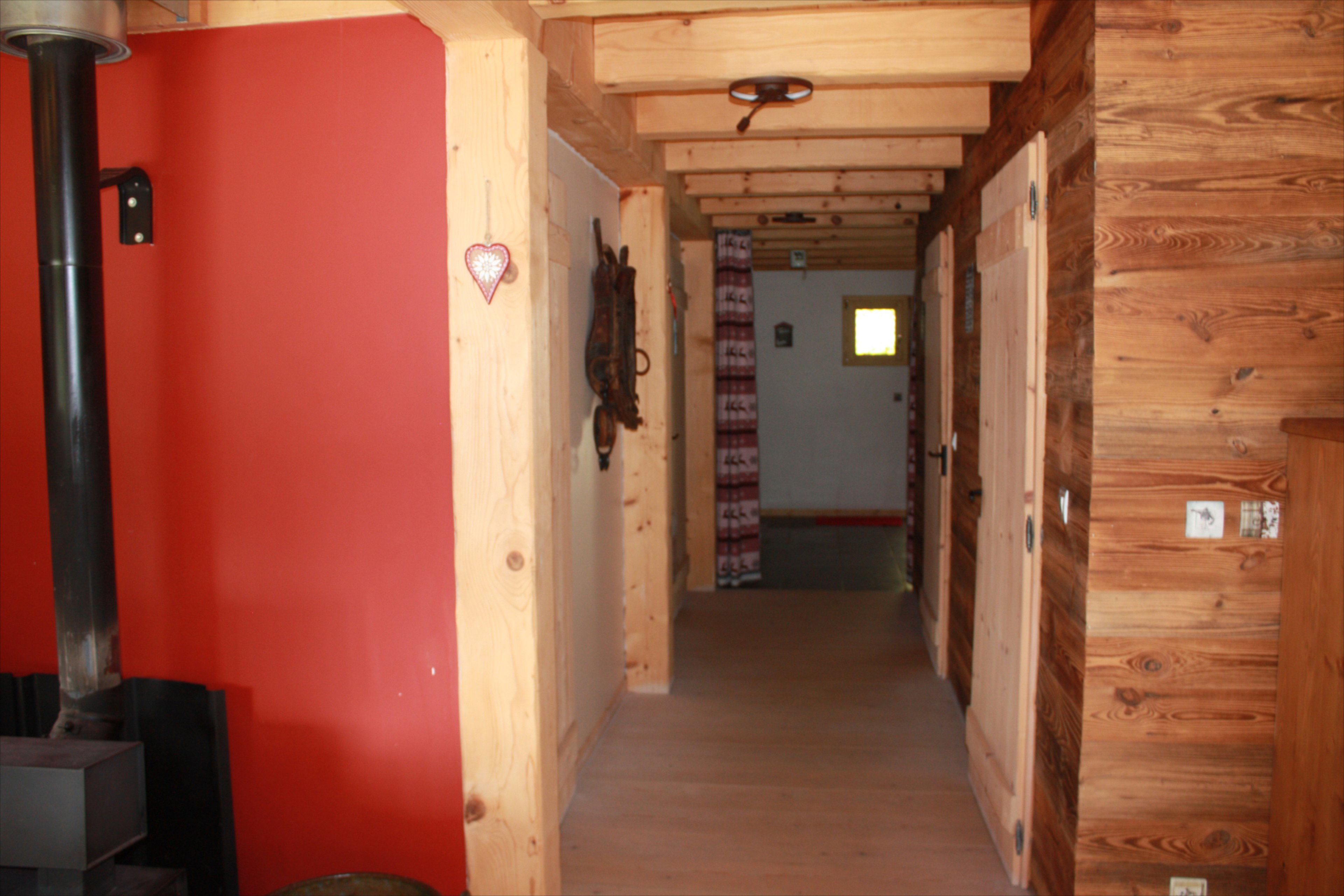 - image: 16