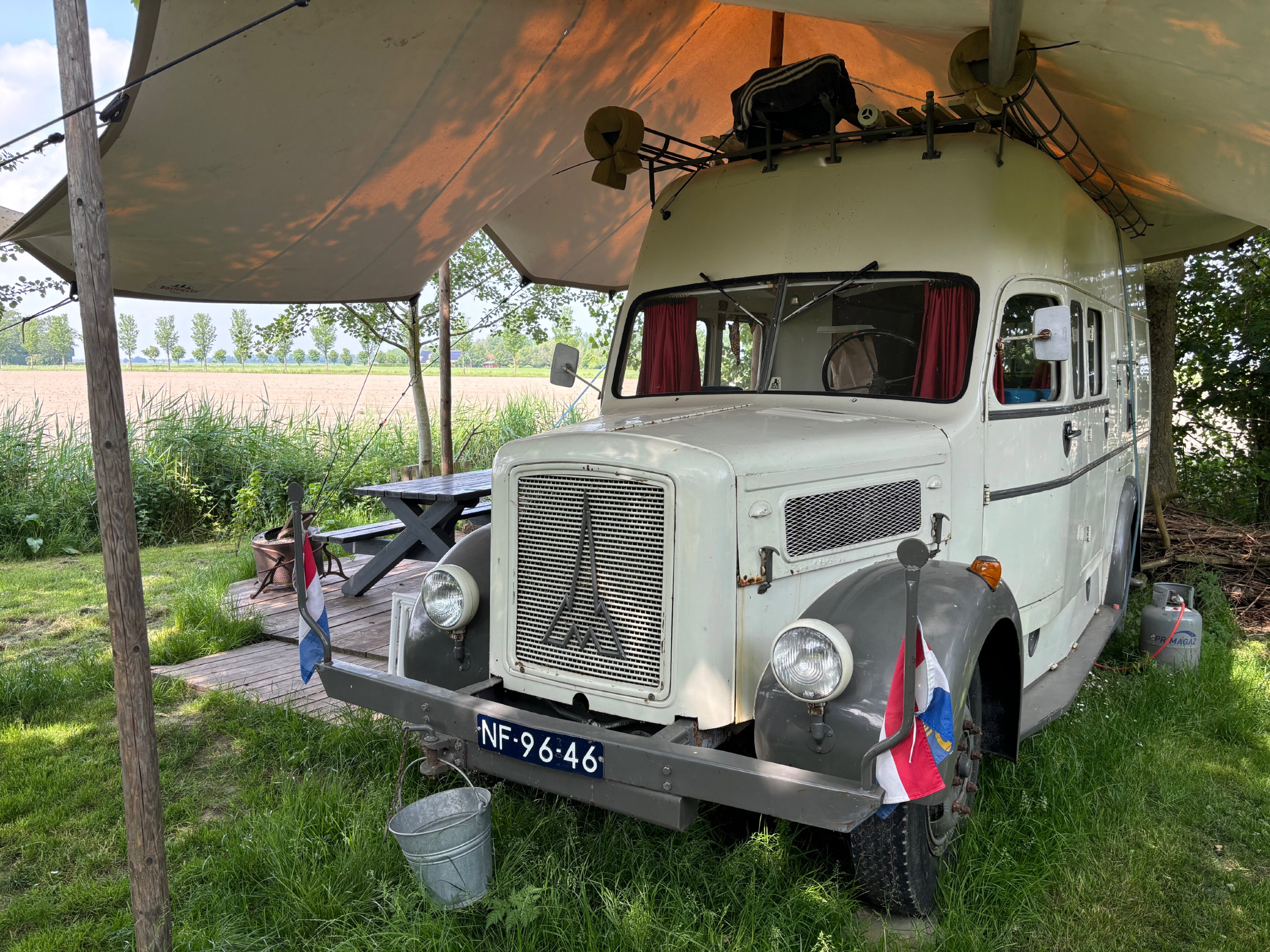 Naturhäuschen in Spijk