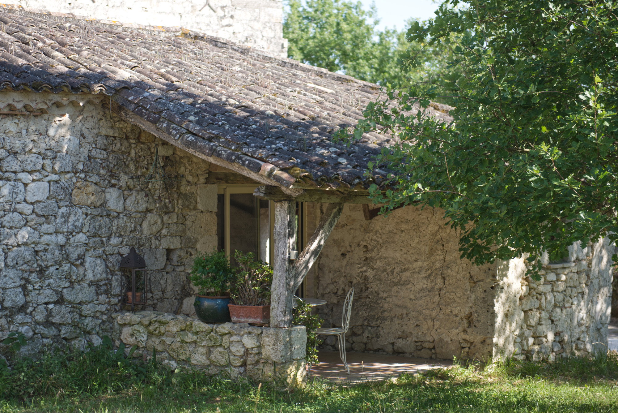 - image: 15