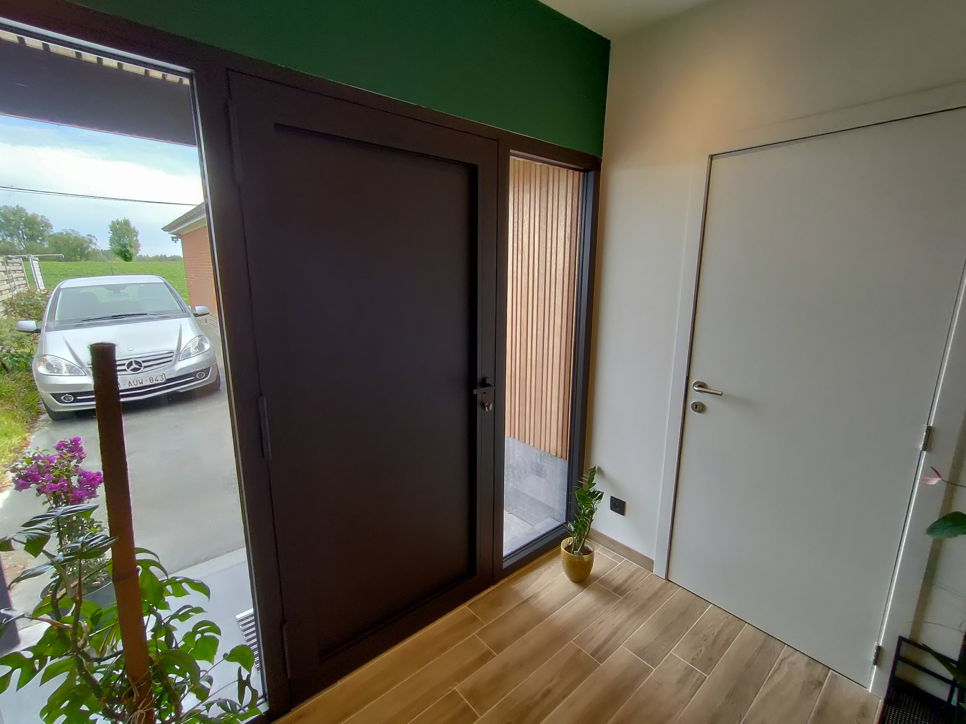 - image: 30