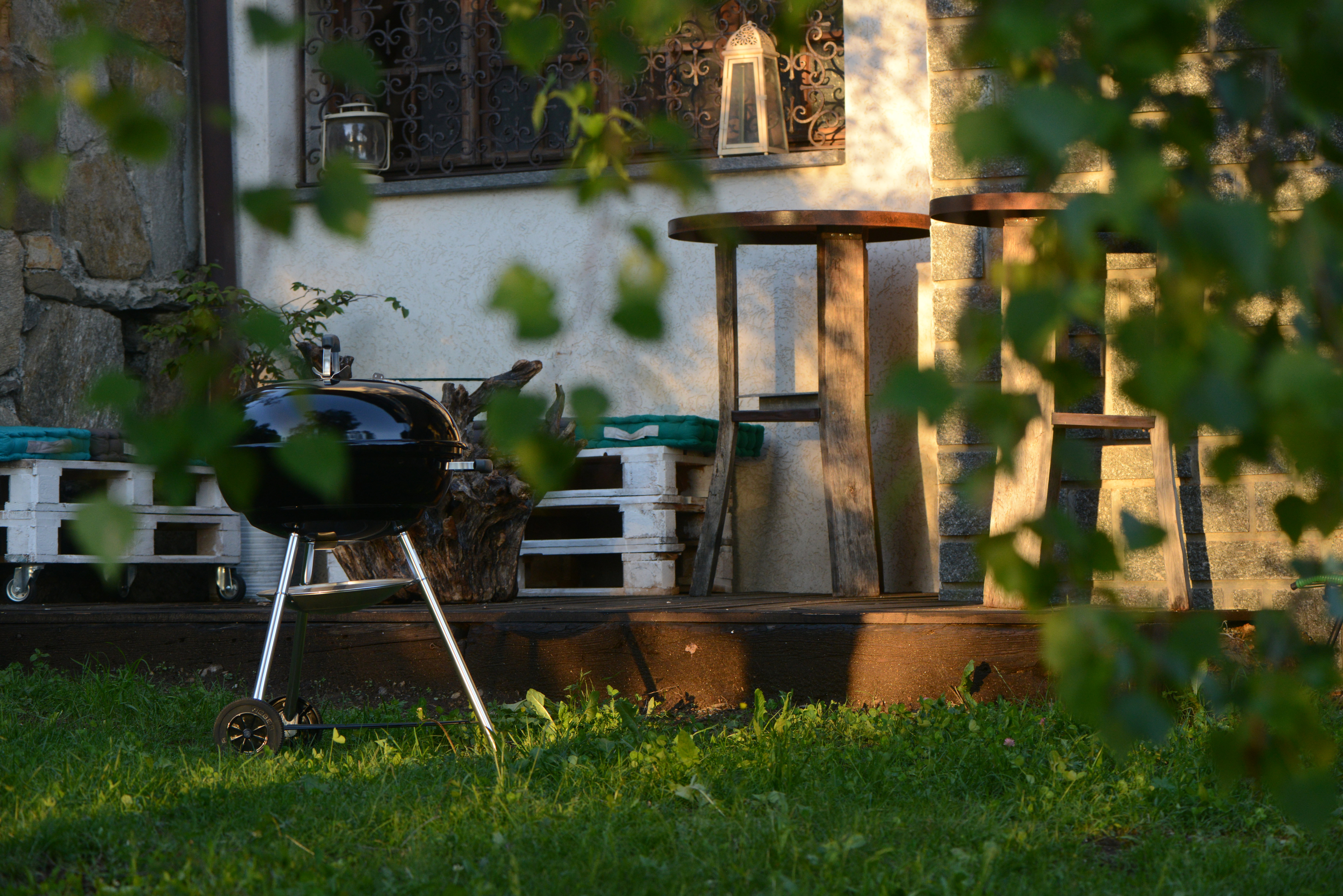 - image: 22