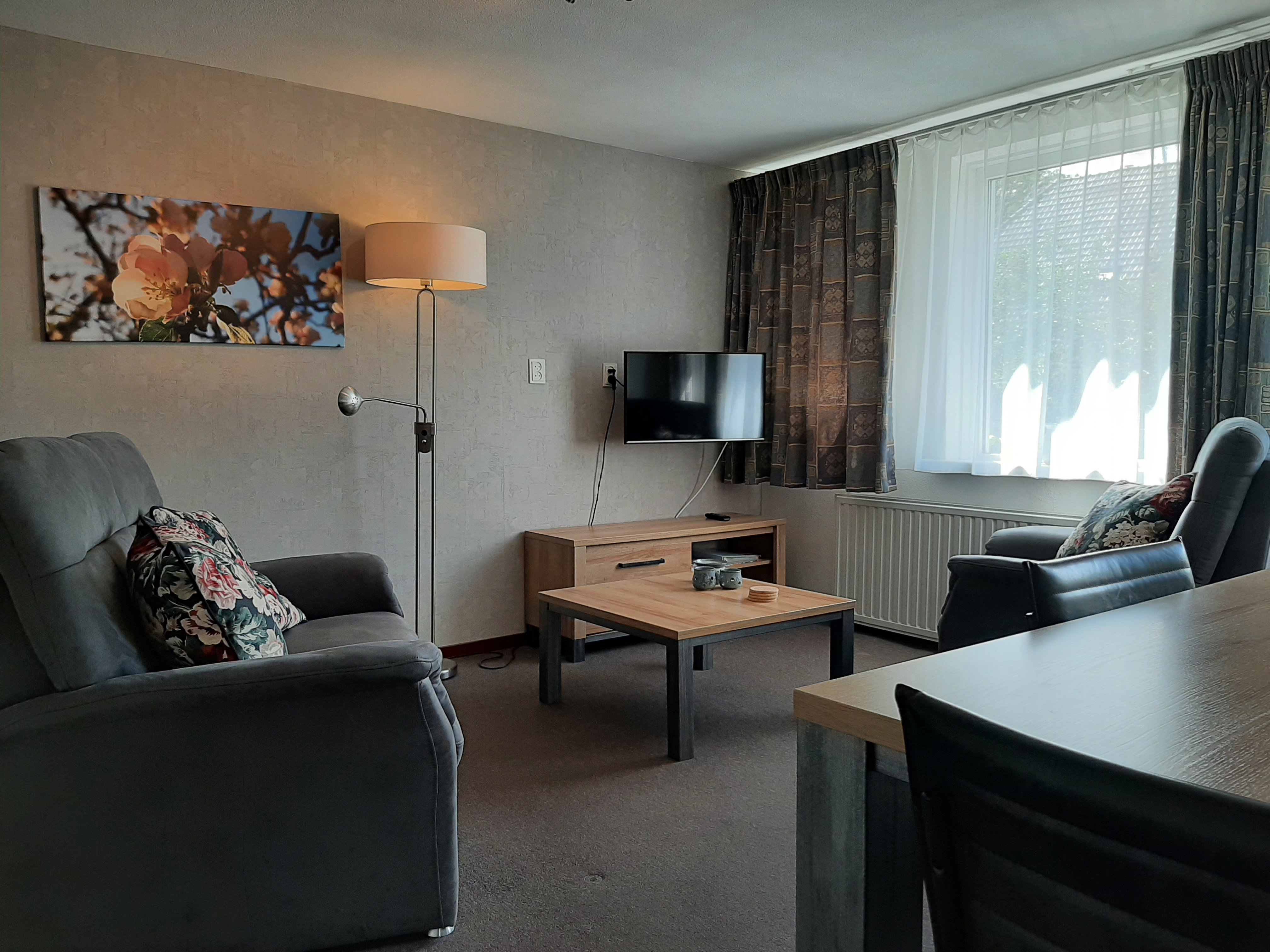 - image: 2