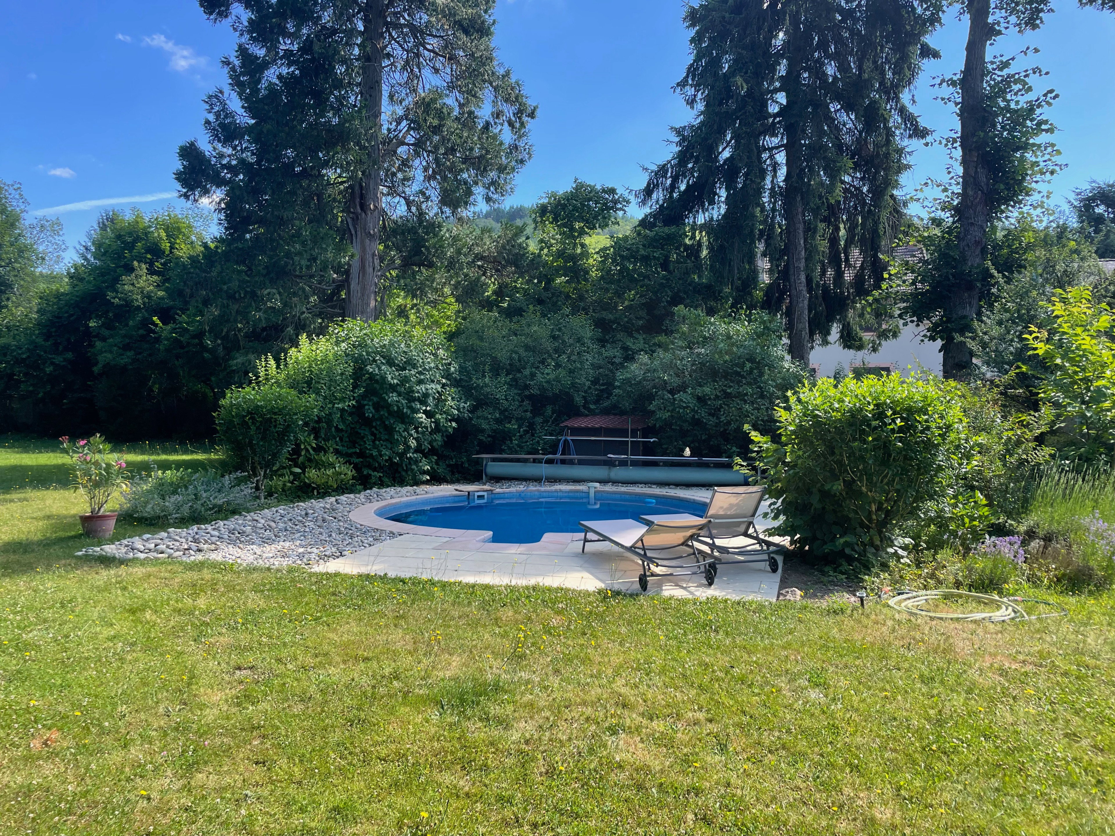 Casa nella natura a Lucenay-L'Evêque