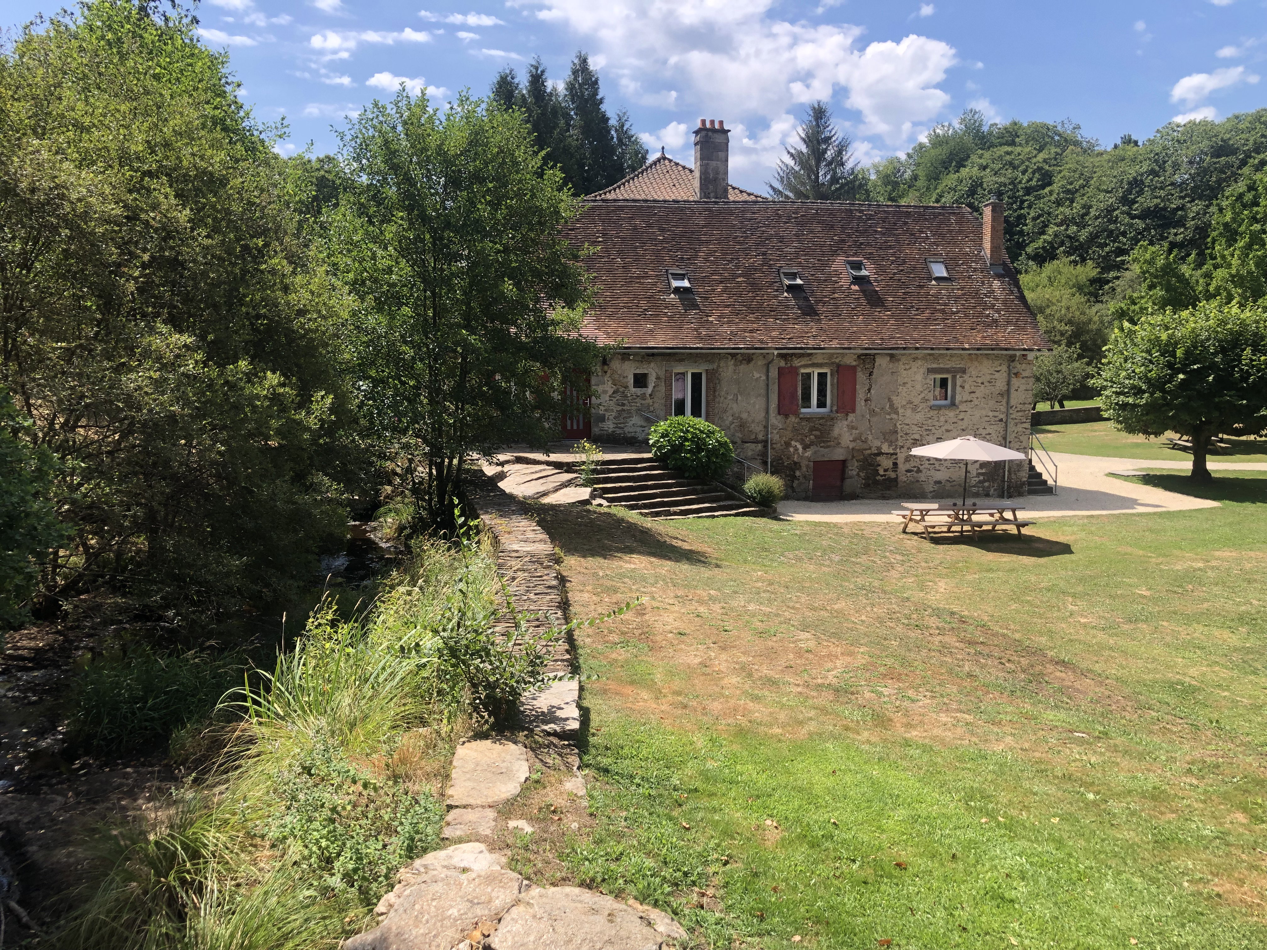 Naturhäuschen in Saint Priest les Fougères