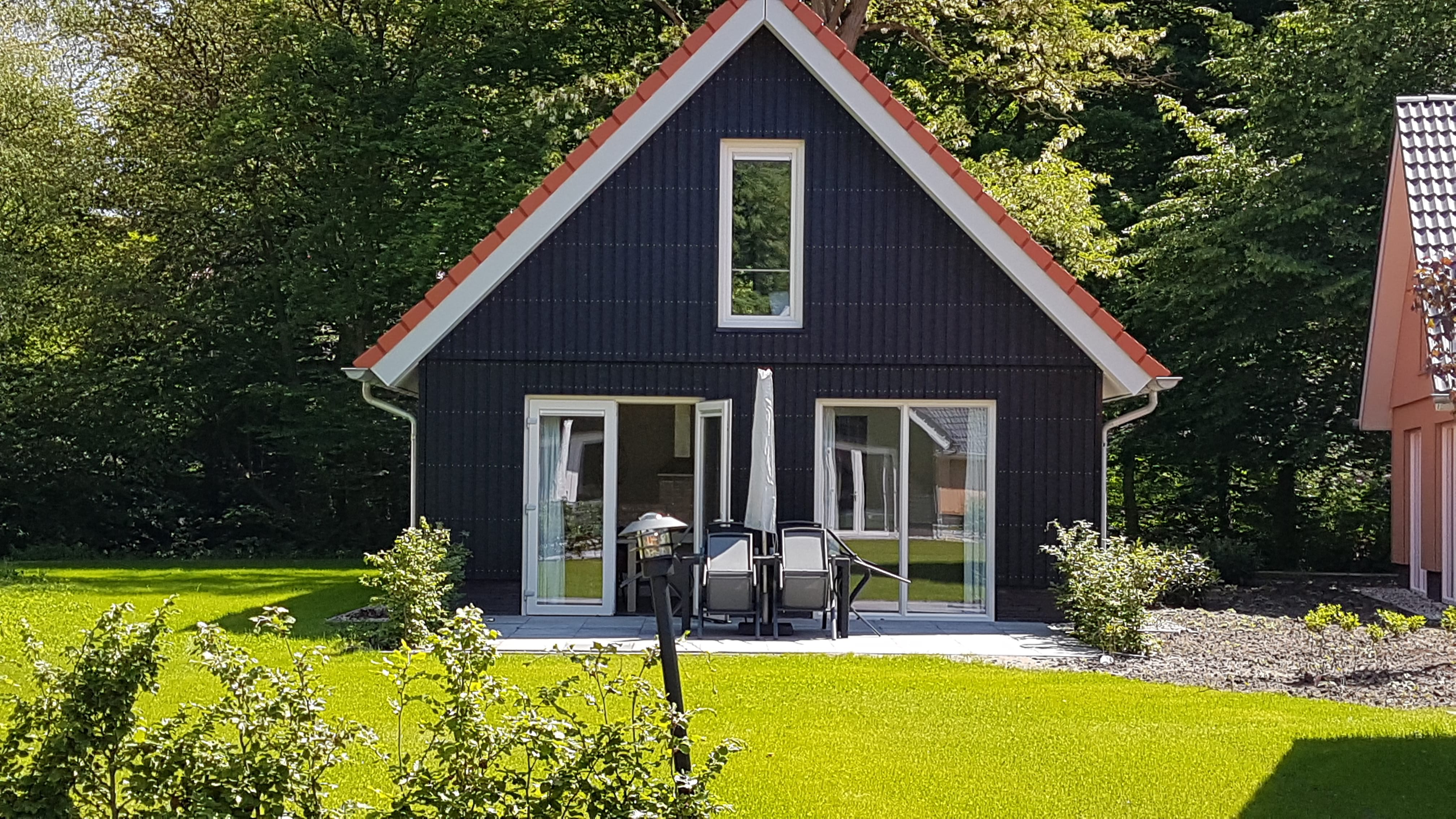 Naturhäuschen in Almen