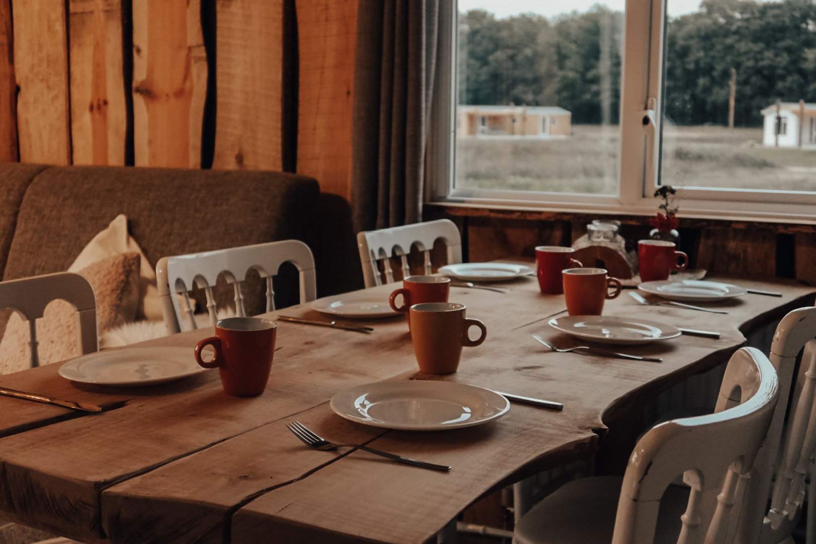 - image: 11