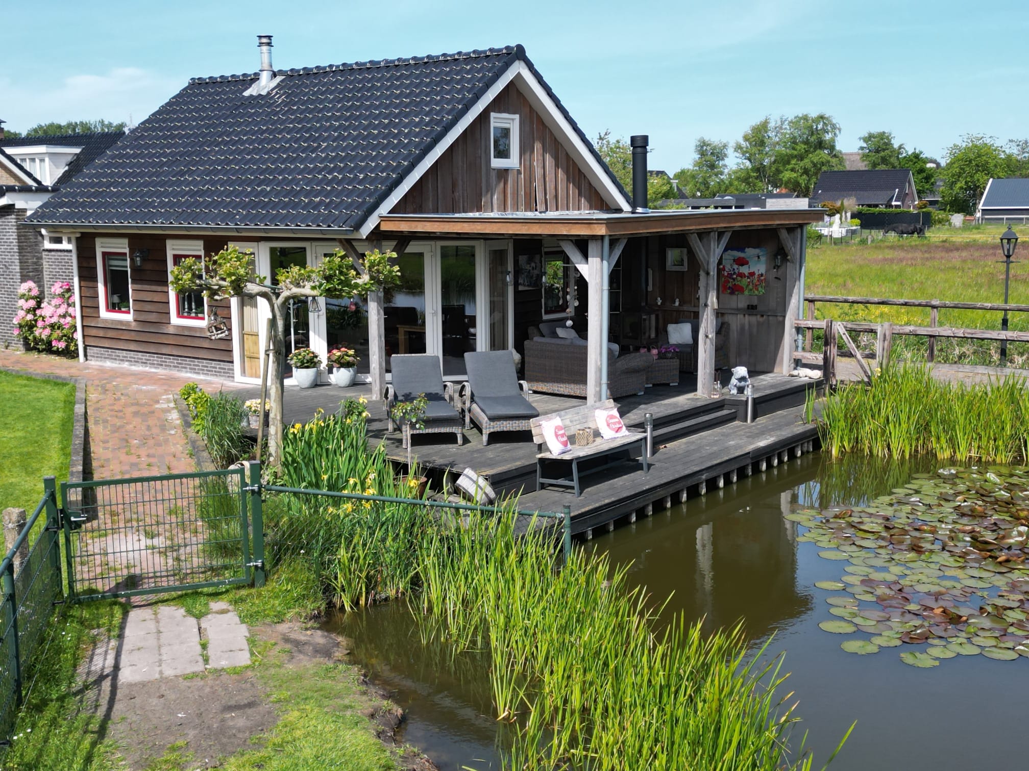 Naturhäuschen in Surhuisterveen