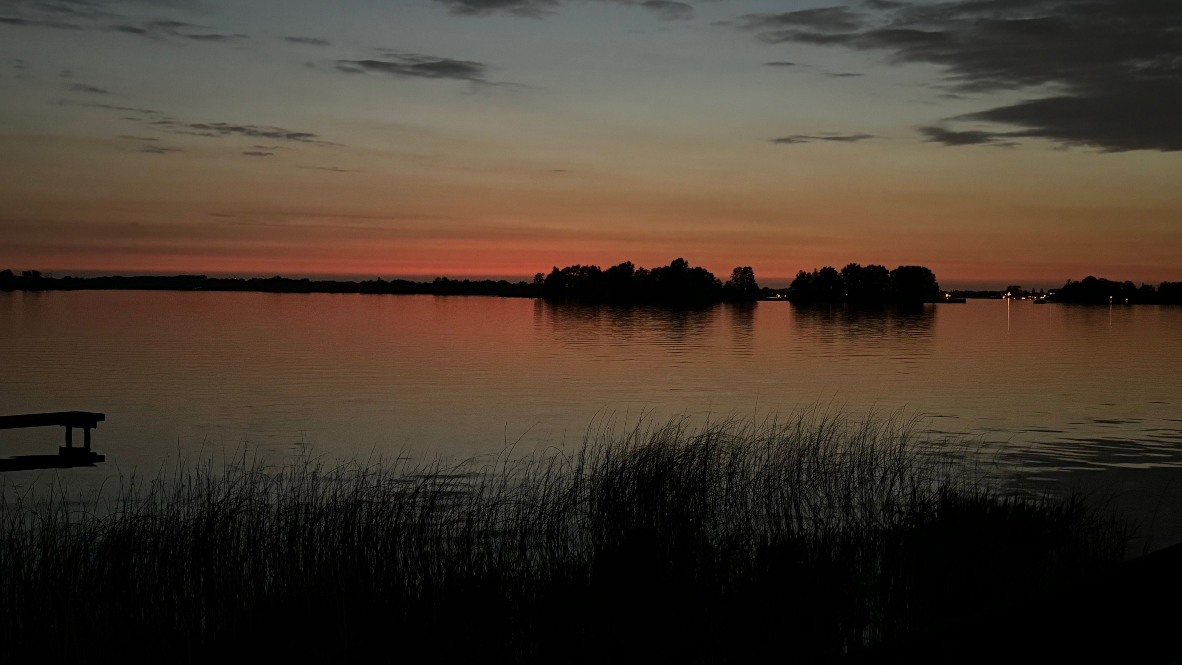 - image: 28