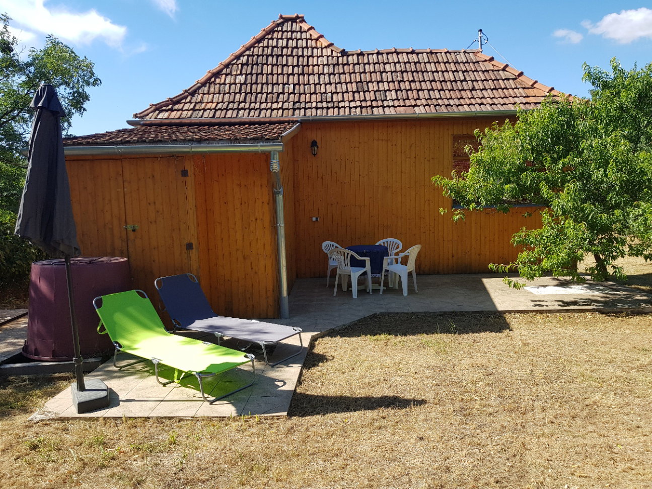 Naturhäuschen in Döbrököz