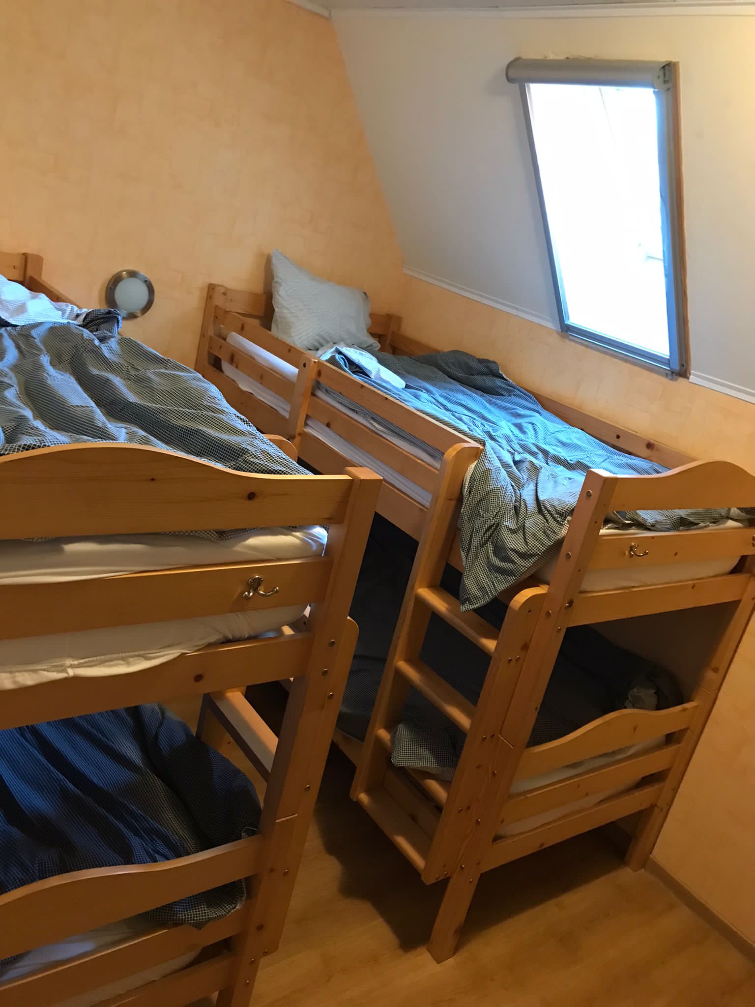 - image: 45