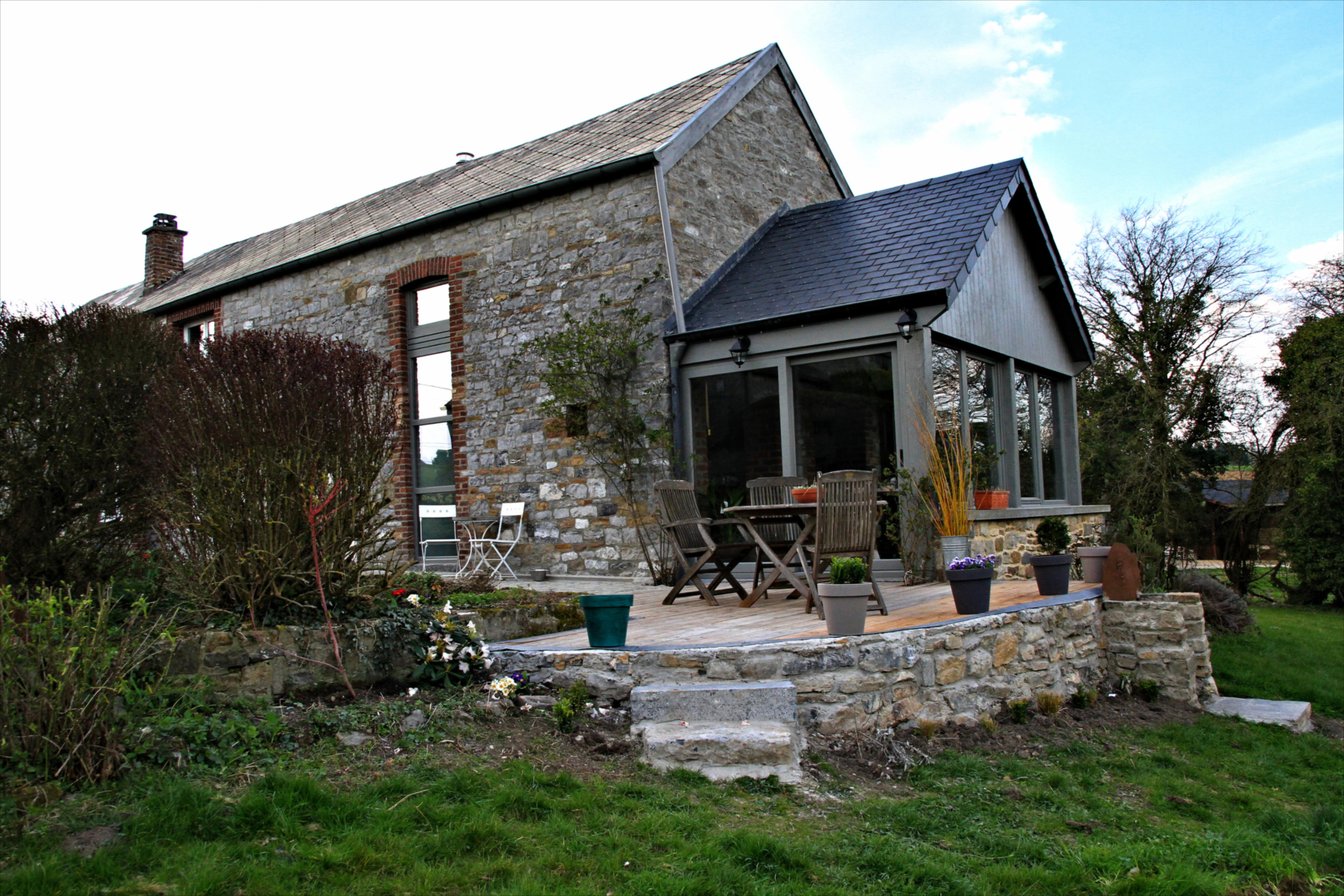 Nature house in Maillen