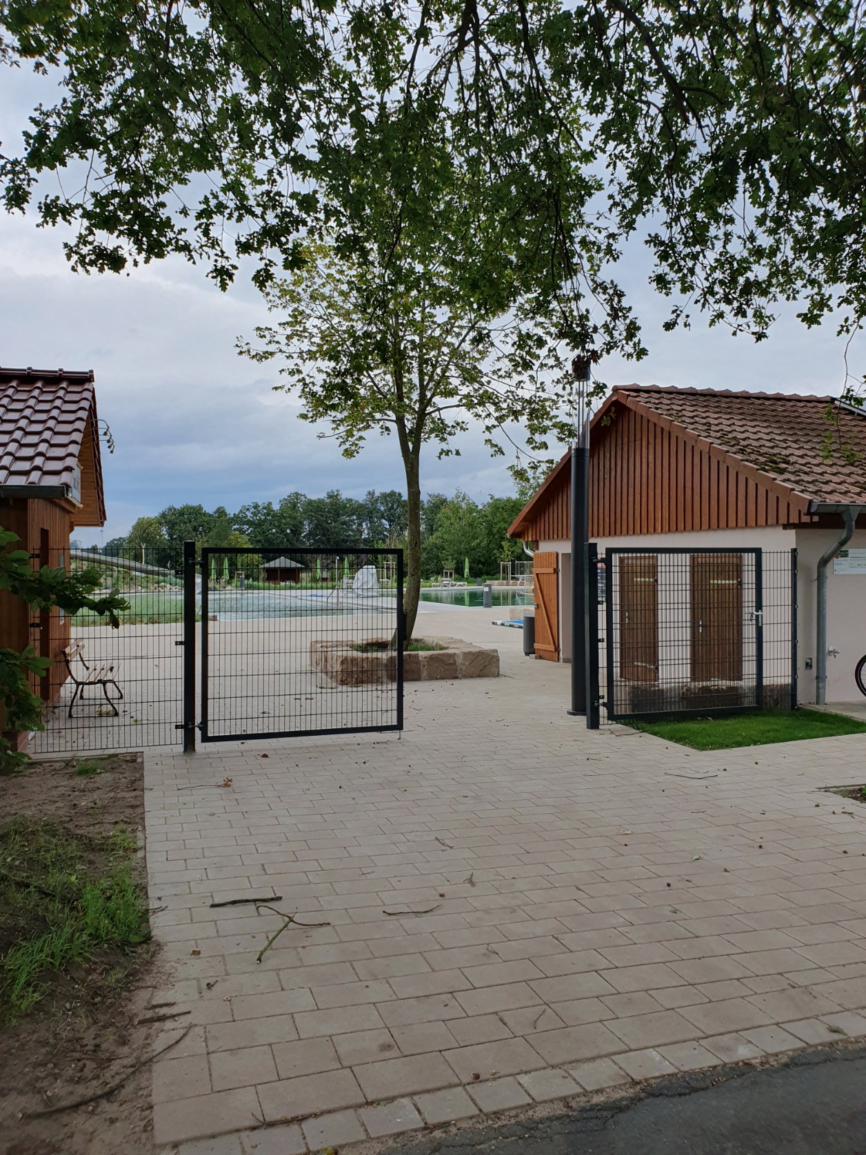- image: 48