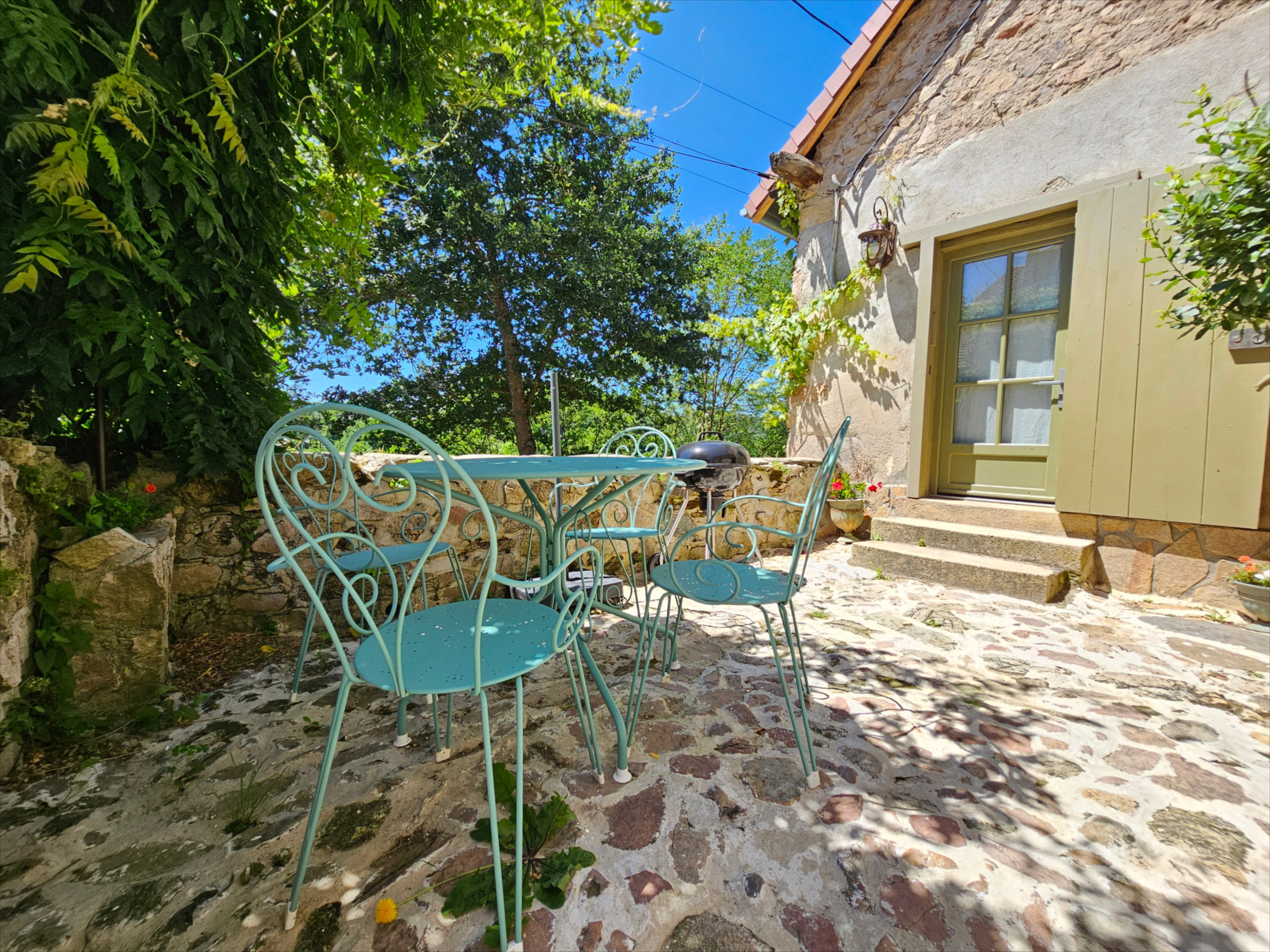 Maison nature à saint jean ligoure