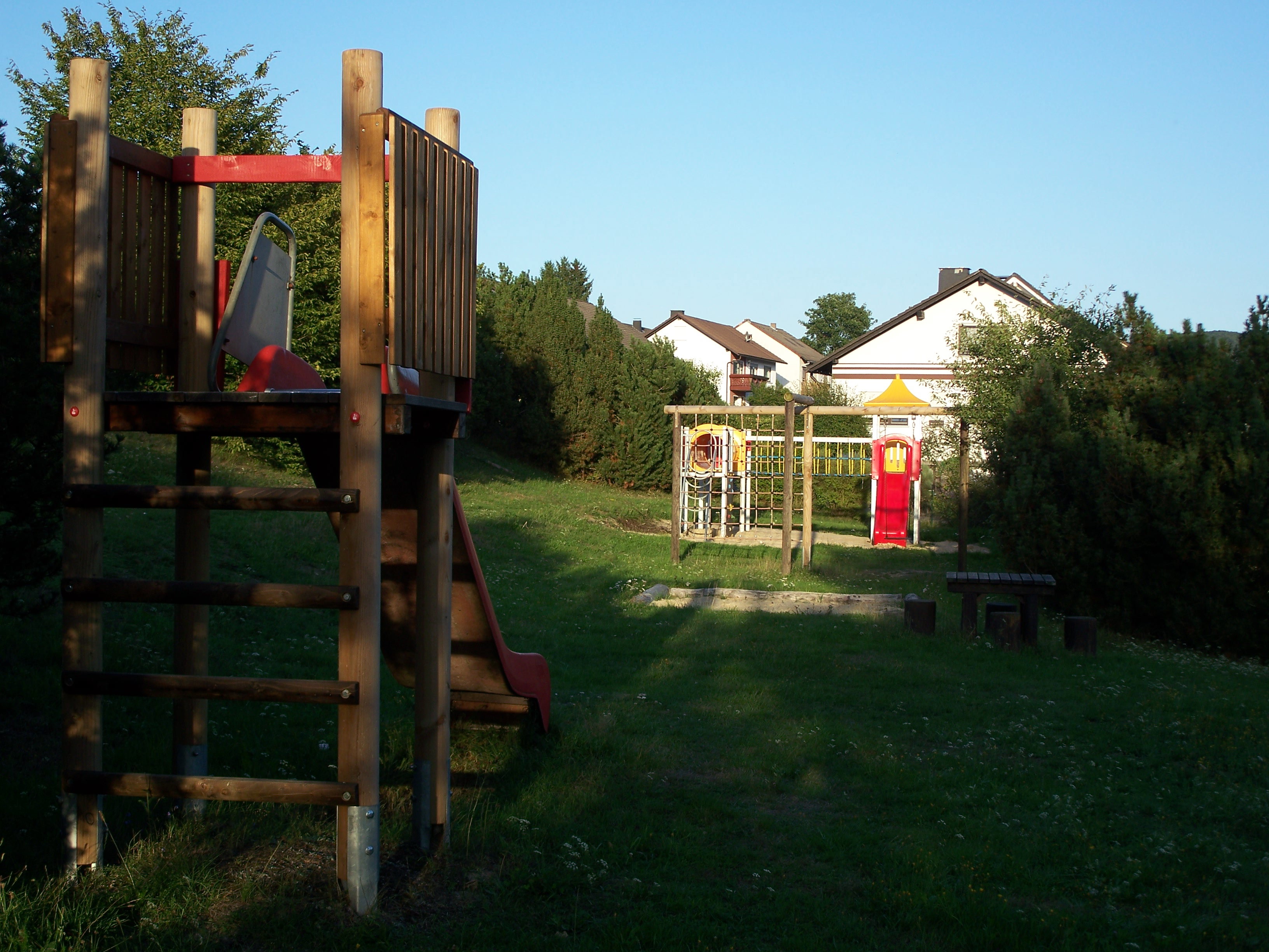 - image: 22